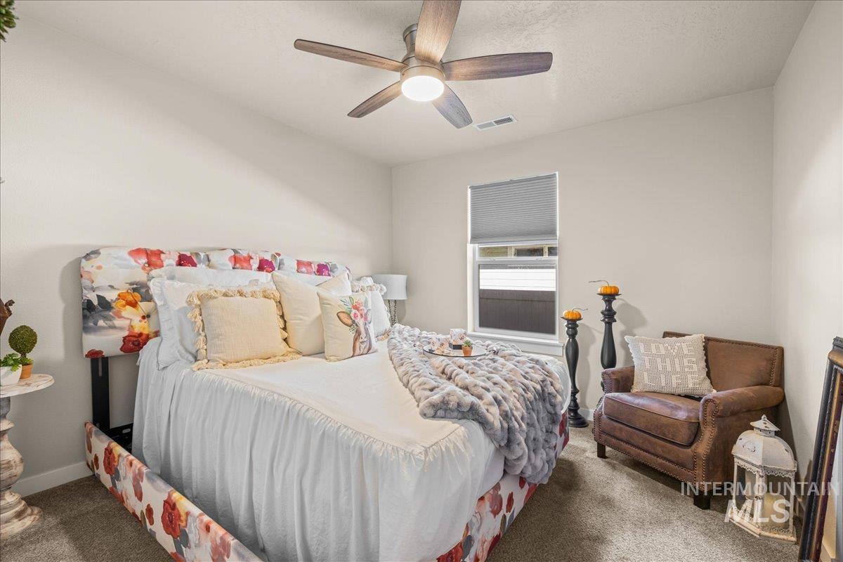 12719 W Hidden Point Drive, Star, Idaho 83669, 3 Bedrooms, 2 Bathrooms, Residential For Sale, Price $465,000,MLS 98975433