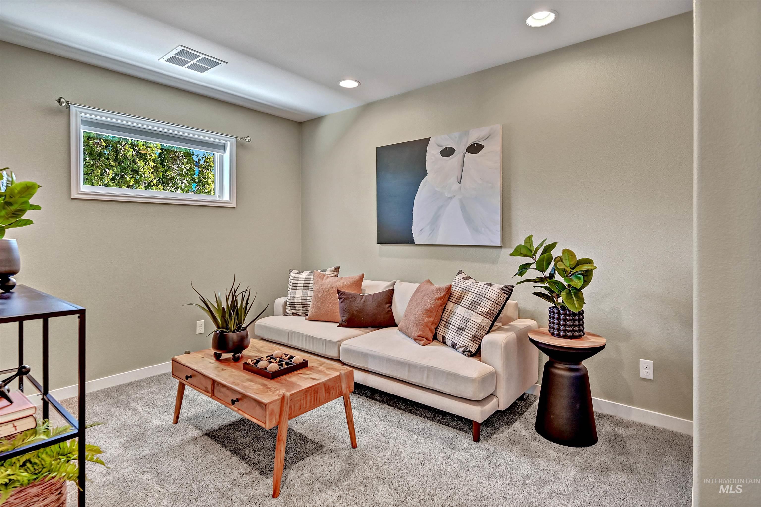 817 E Highland View Dr, Boise, Idaho 83702-1928, 6 Bedrooms, 4.5 Bathrooms, Residential For Sale, Price $1,498,000,MLS 98975435