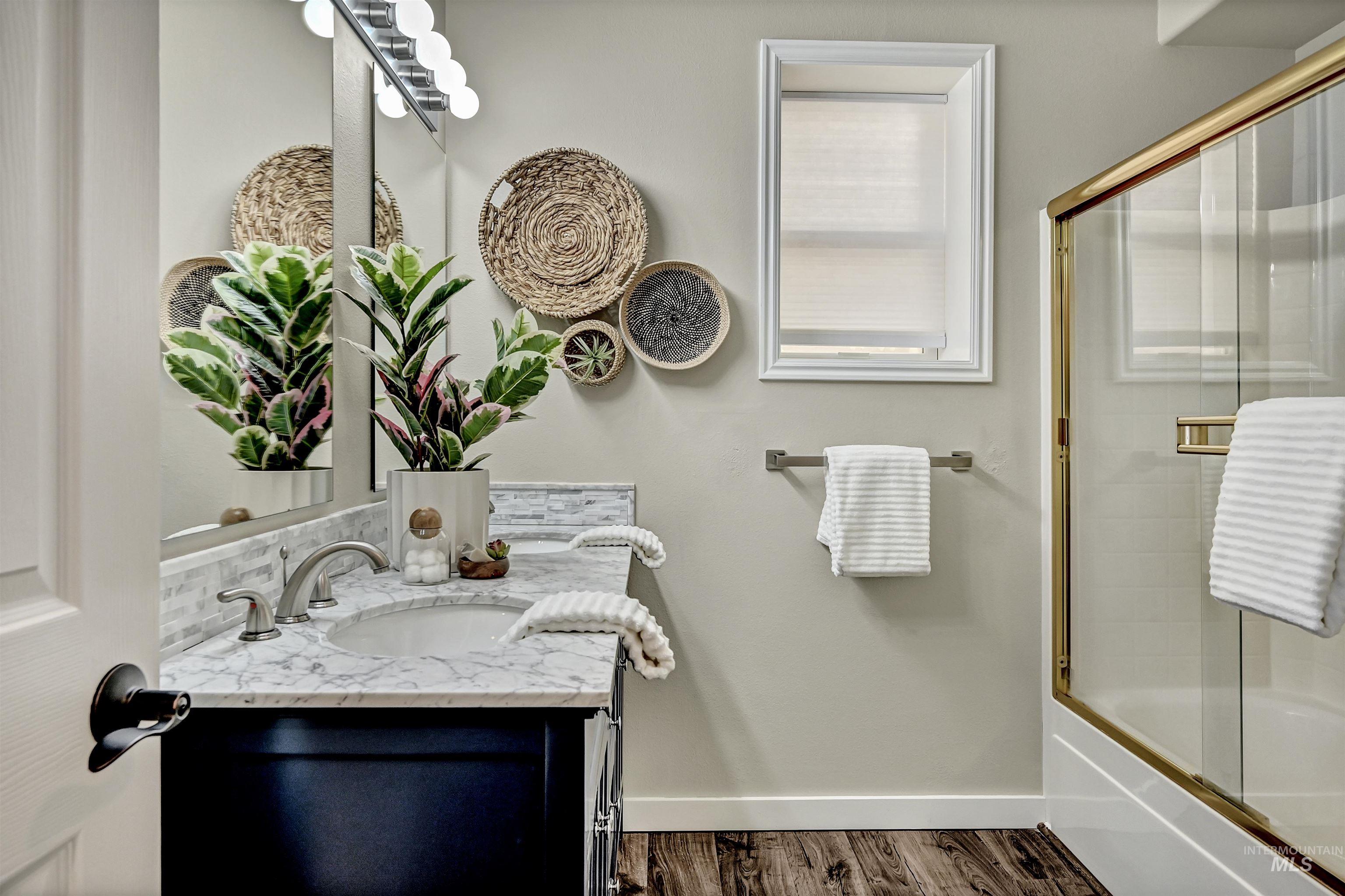 817 E Highland View Dr, Boise, Idaho 83702-1928, 6 Bedrooms, 4.5 Bathrooms, Residential For Sale, Price $1,498,000,MLS 98975435