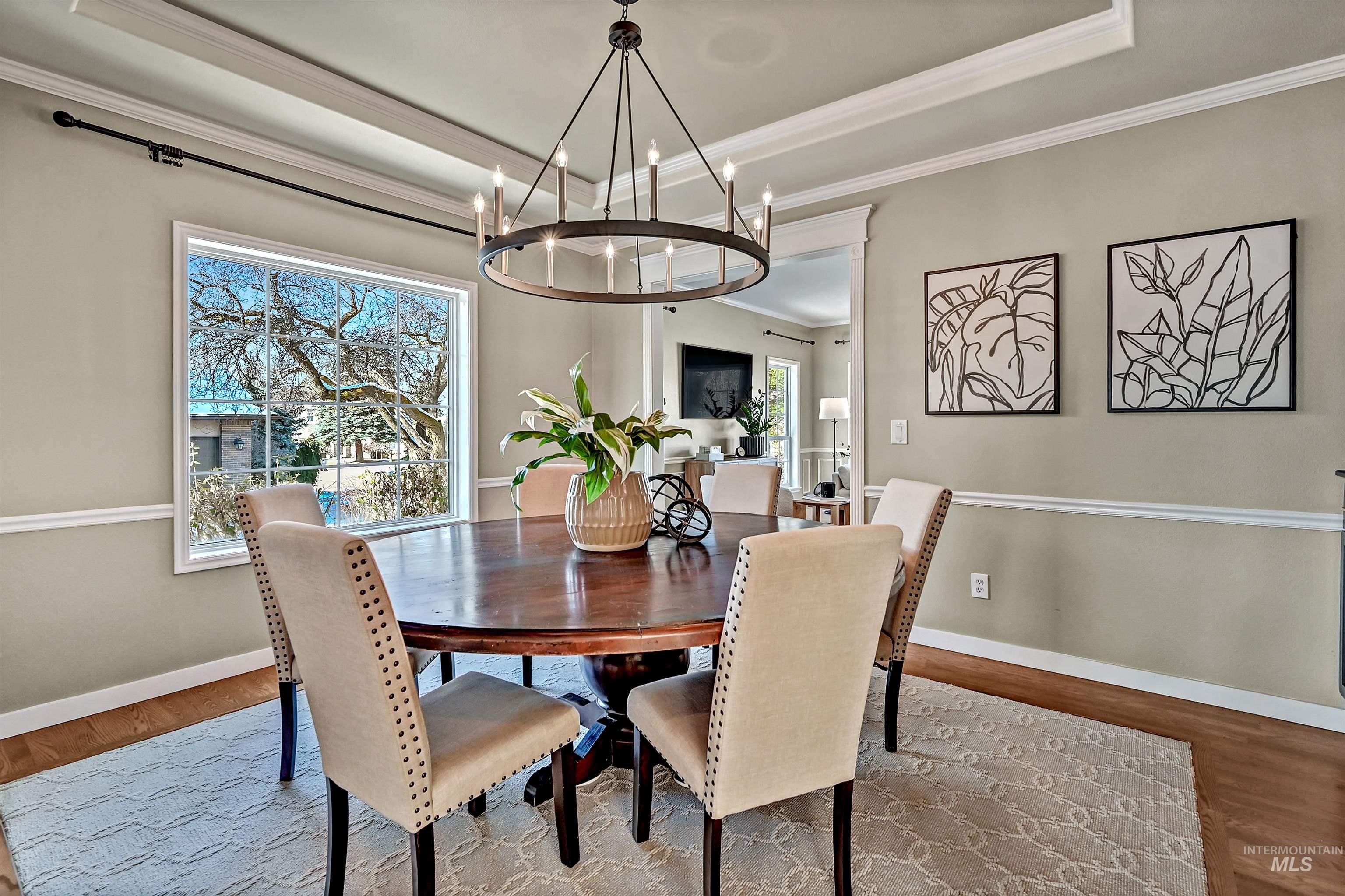 817 E Highland View Dr, Boise, Idaho 83702-1928, 6 Bedrooms, 4.5 Bathrooms, Residential For Sale, Price $1,498,000,MLS 98975435