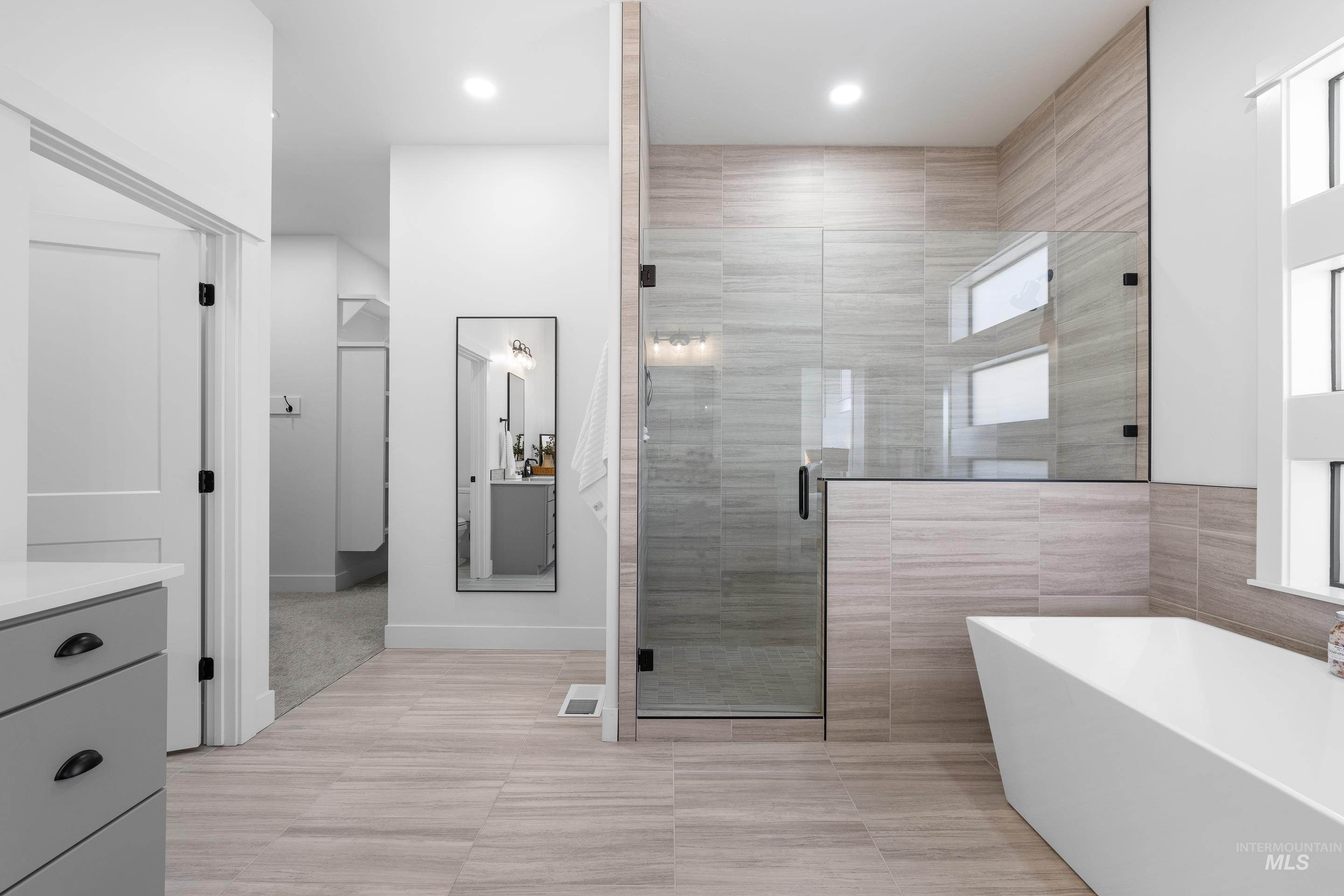 3078 N N Sun City Ave, Star, Idaho 83669, 4 Bedrooms, 2.5 Bathrooms, Residential For Sale, Price $679,500,MLS 98975437