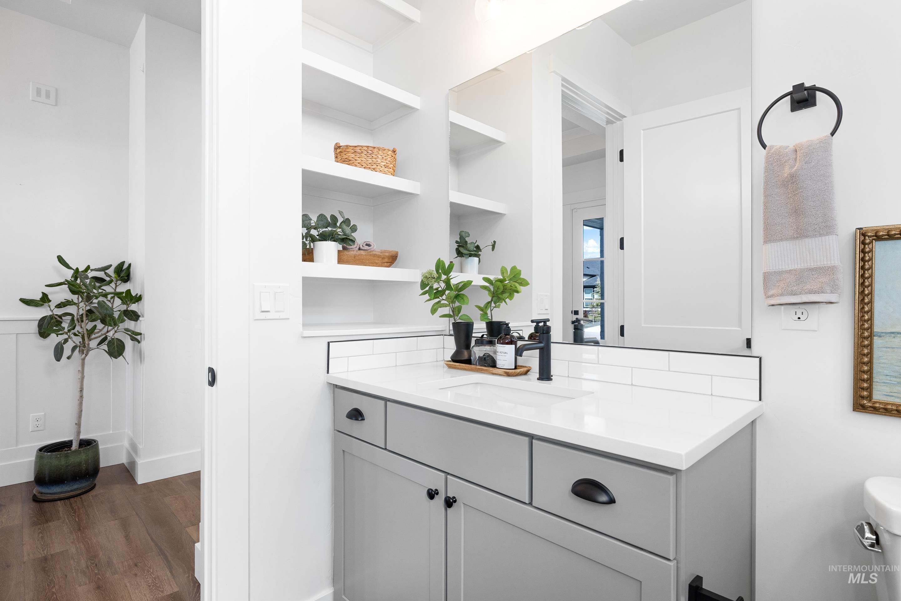 3078 N N Sun City Ave, Star, Idaho 83669, 4 Bedrooms, 2.5 Bathrooms, Residential For Sale, Price $679,500,MLS 98975437