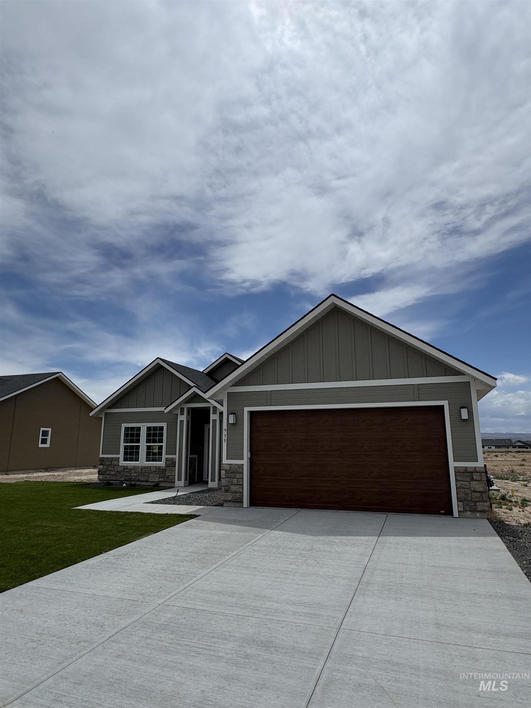 939 Quartz Rd, Kimberly, Idaho 83341, 4 Bedrooms, 2 Bathrooms, Residential For Sale, Price $394,900,MLS 98975438