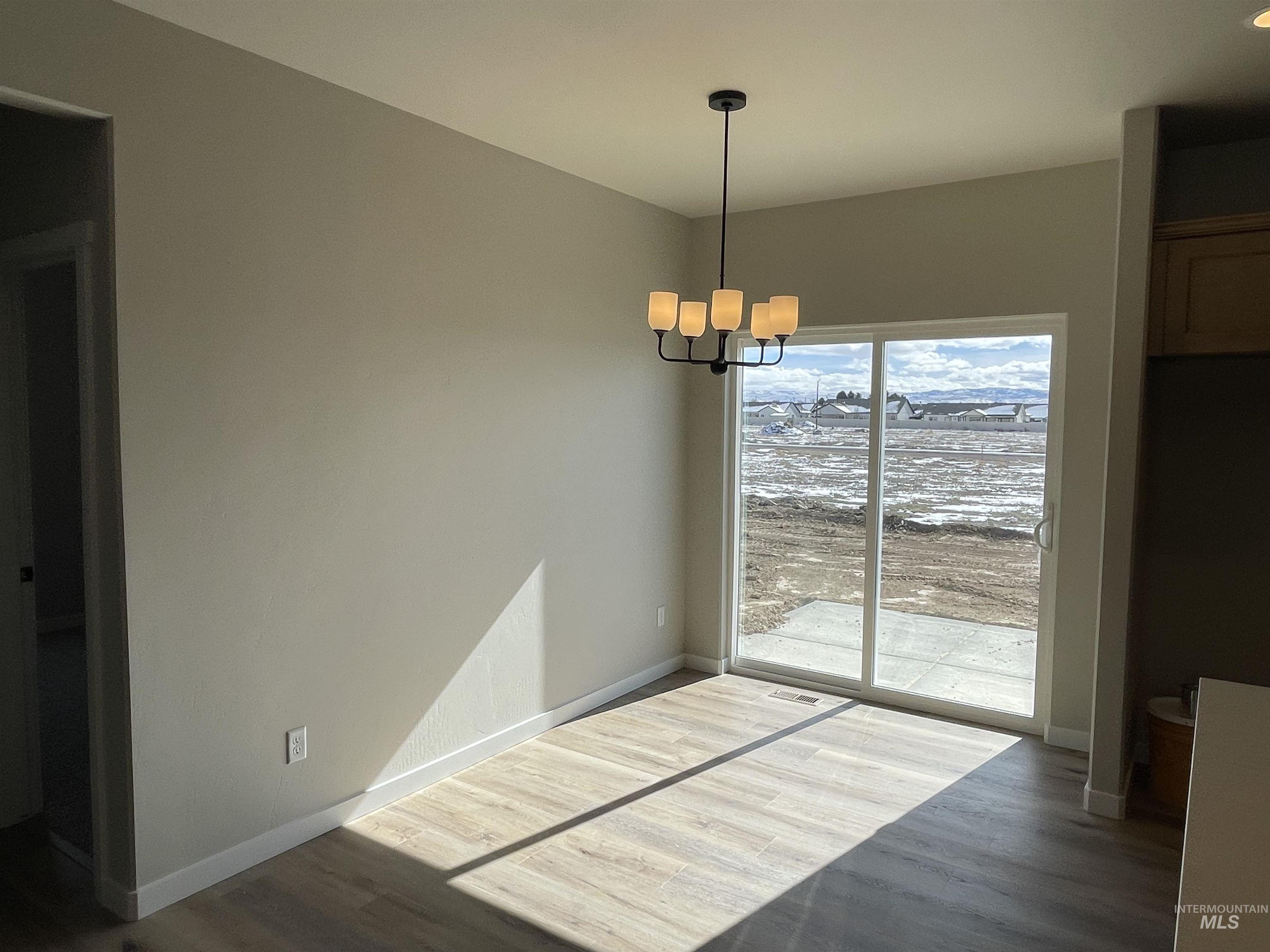 939 Quartz Rd, Kimberly, Idaho 83341, 4 Bedrooms, 2 Bathrooms, Residential For Sale, Price $394,900,MLS 98975438