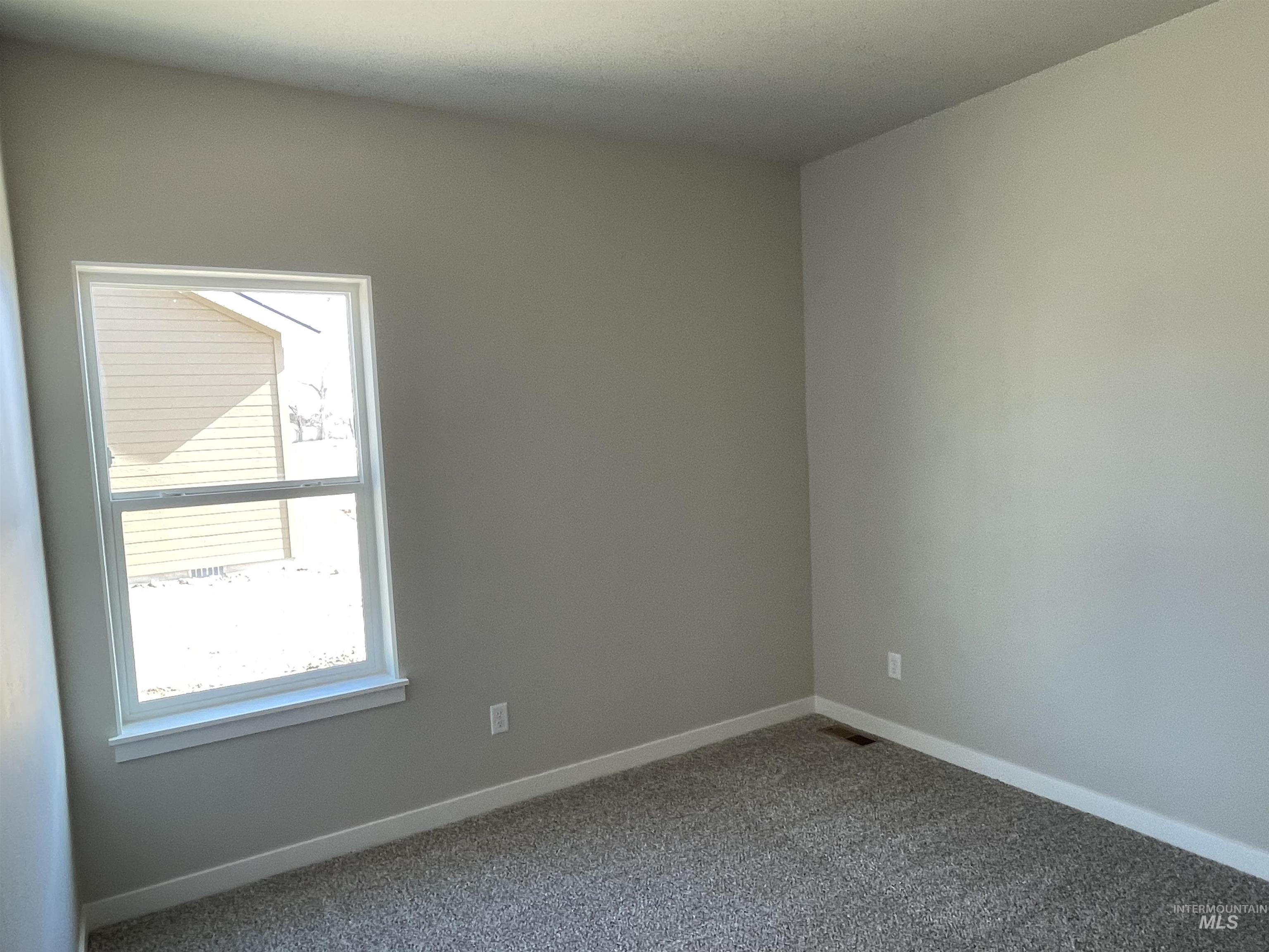939 Quartz Rd, Kimberly, Idaho 83341, 4 Bedrooms, 2 Bathrooms, Residential For Sale, Price $394,900,MLS 98975438