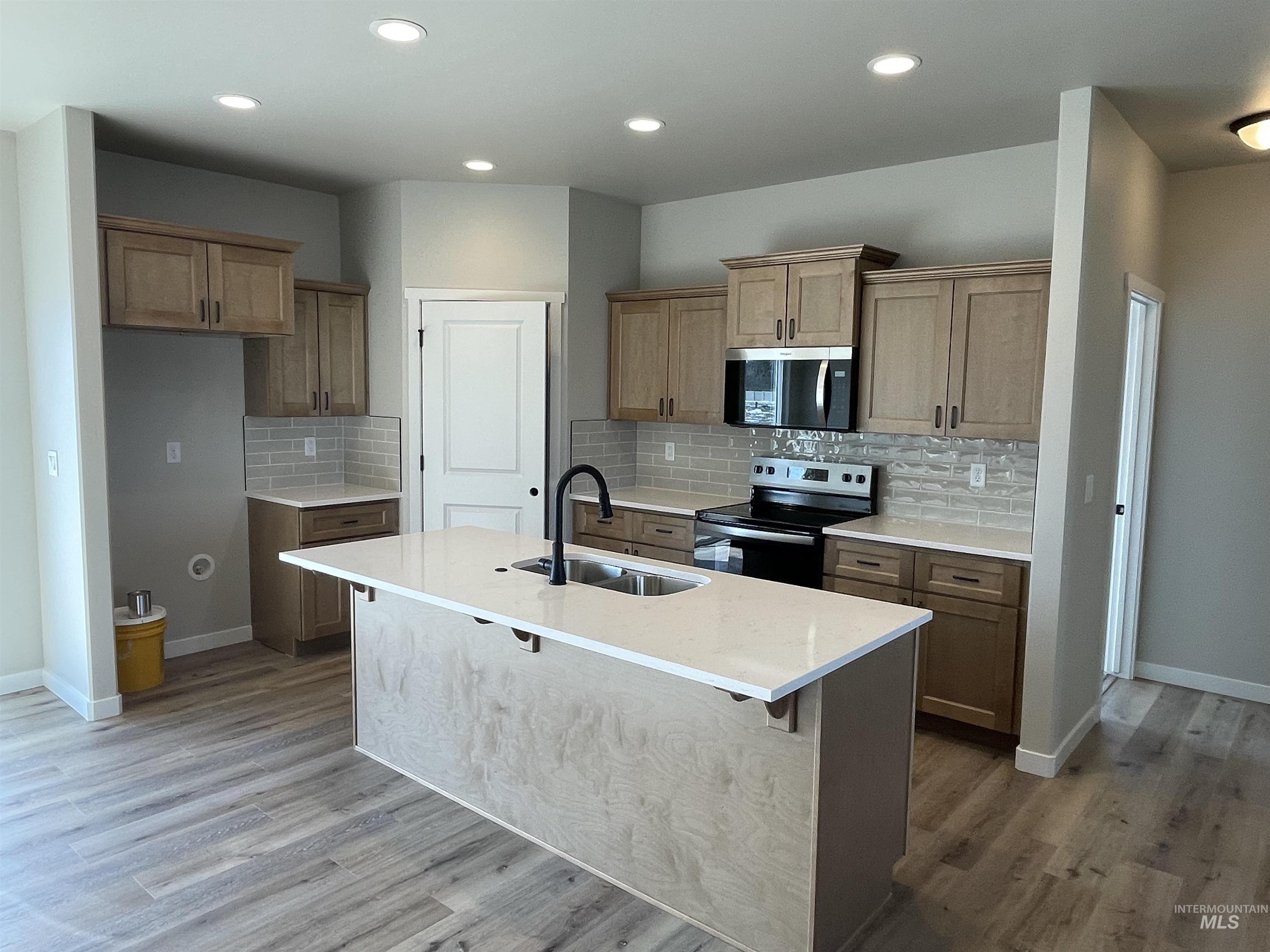 939 Quartz Rd, Kimberly, Idaho 83341, 4 Bedrooms, 2 Bathrooms, Residential For Sale, Price $394,900,MLS 98975438