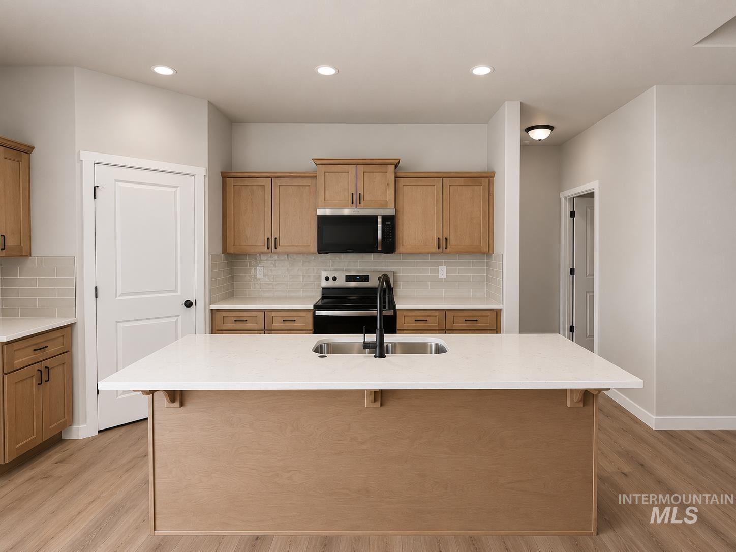 939 Quartz Rd, Kimberly, Idaho 83341, 4 Bedrooms, 2 Bathrooms, Residential For Sale, Price $394,900,MLS 98975438
