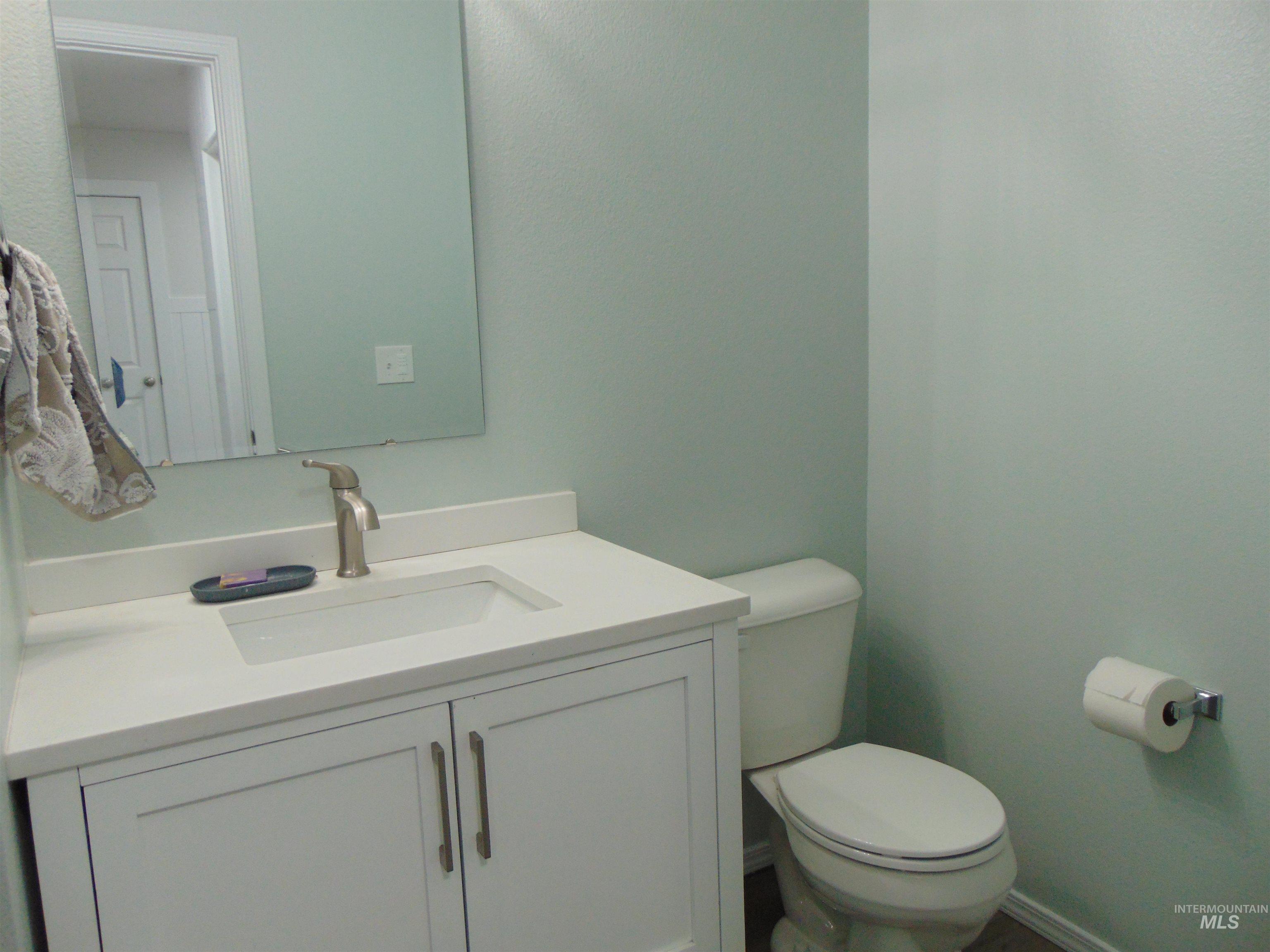 16915 Chambers Way, Caldwell, Idaho 83607, 4 Bedrooms, 2.5 Bathrooms, Residential For Sale, Price $439,900, 98975441