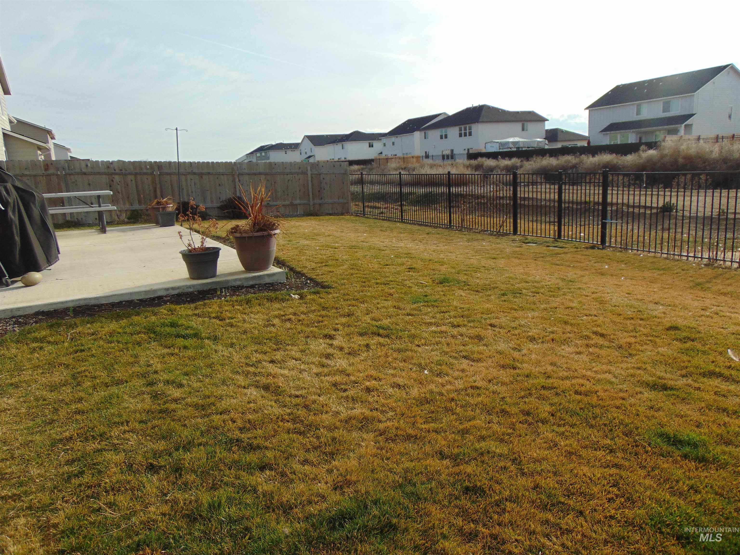 16915 Chambers Way, Caldwell, Idaho 83607, 4 Bedrooms, 2.5 Bathrooms, Residential For Sale, Price $439,900, 98975441