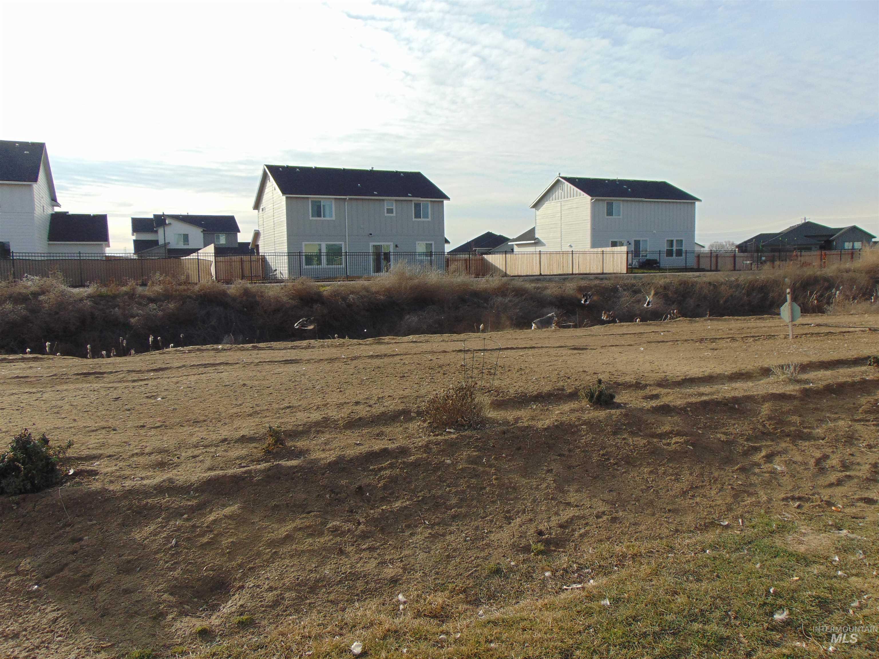 16915 Chambers Way, Caldwell, Idaho 83607, 4 Bedrooms, 2.5 Bathrooms, Residential For Sale, Price $439,900, 98975441