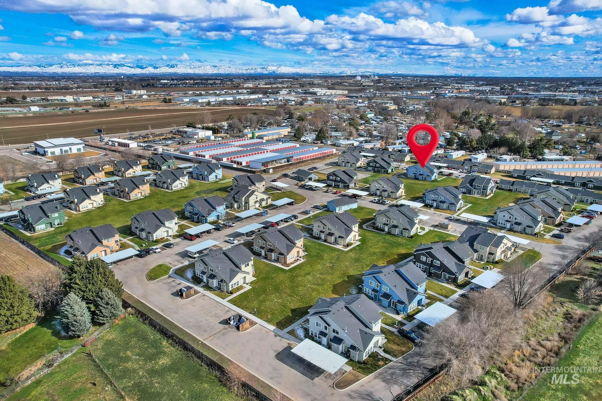 16921 N Pamela Loop, Nampa, Idaho 83651, 2 Bedrooms, 2 Bathrooms, Residential Income For Sale, Price $830,000,MLS 98975442