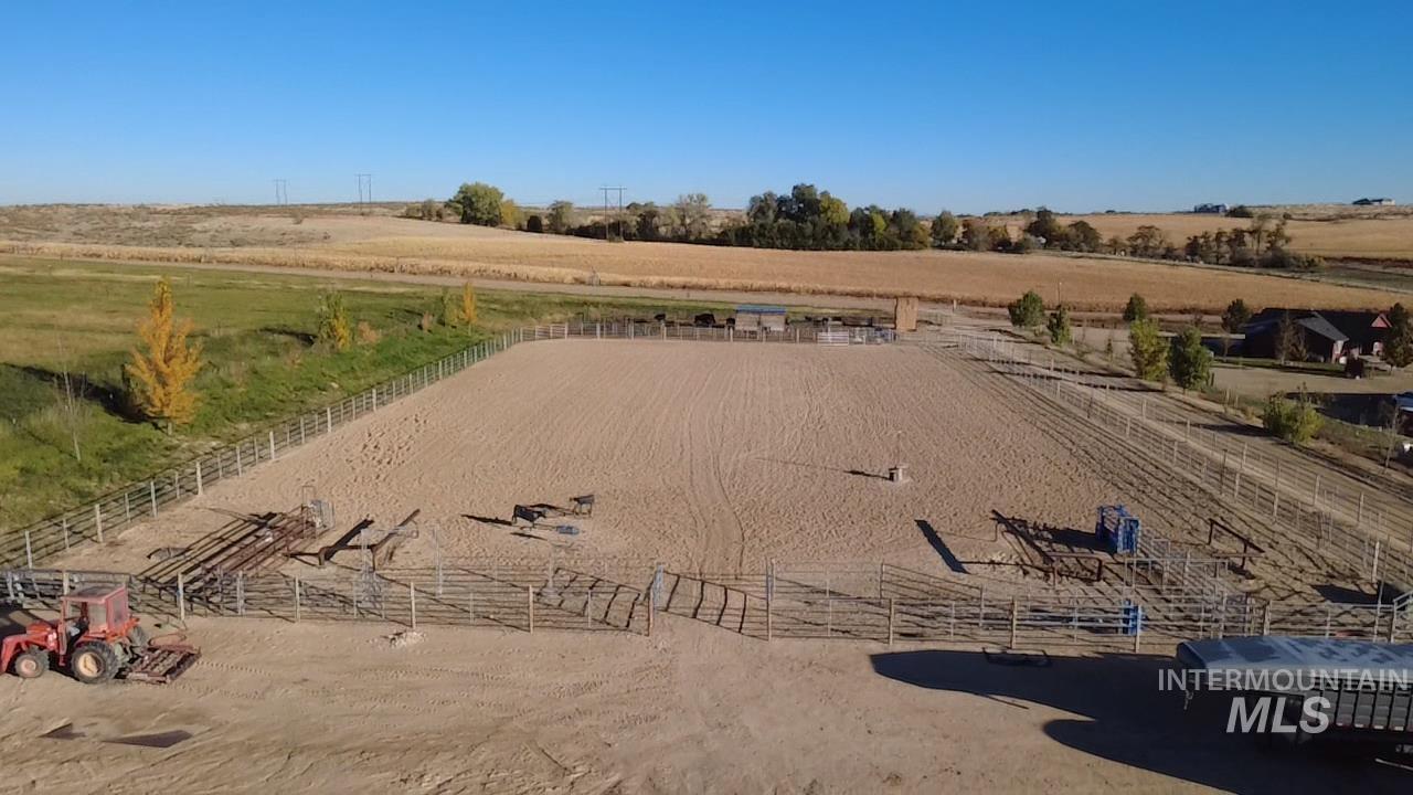 26938 Breakaway Ln, Caldwell, Idaho 83607, 3 Bedrooms, 2 Bathrooms, Residential For Sale, Price $1,275,000,MLS 98975443