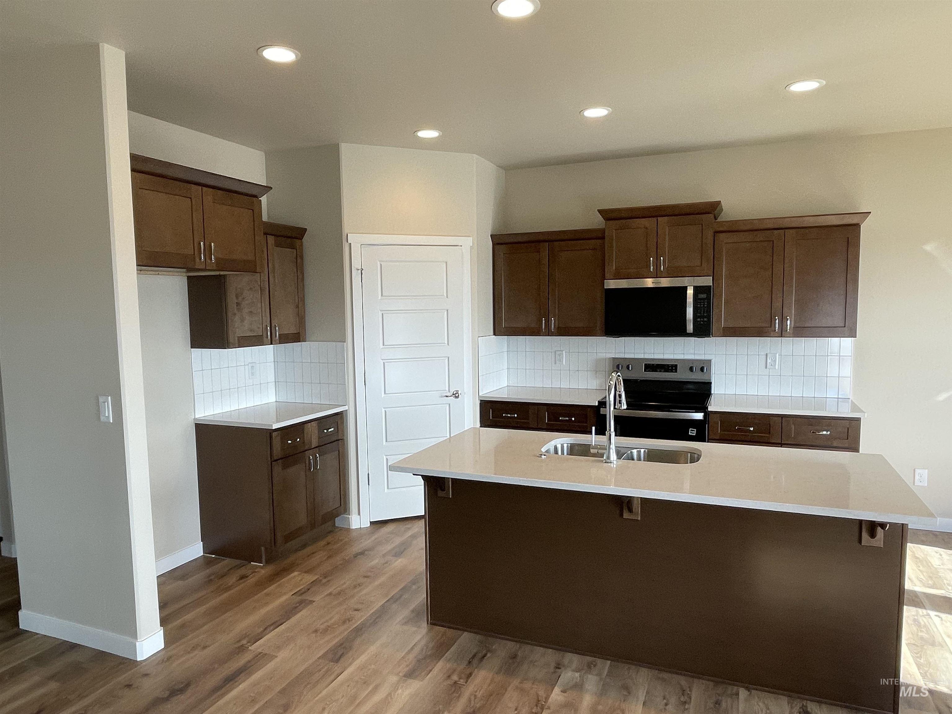 961 Quartz Rd, Kimberly, Idaho 83341, 4 Bedrooms, 2 Bathrooms, Residential For Sale, Price $416,900,MLS 98975444