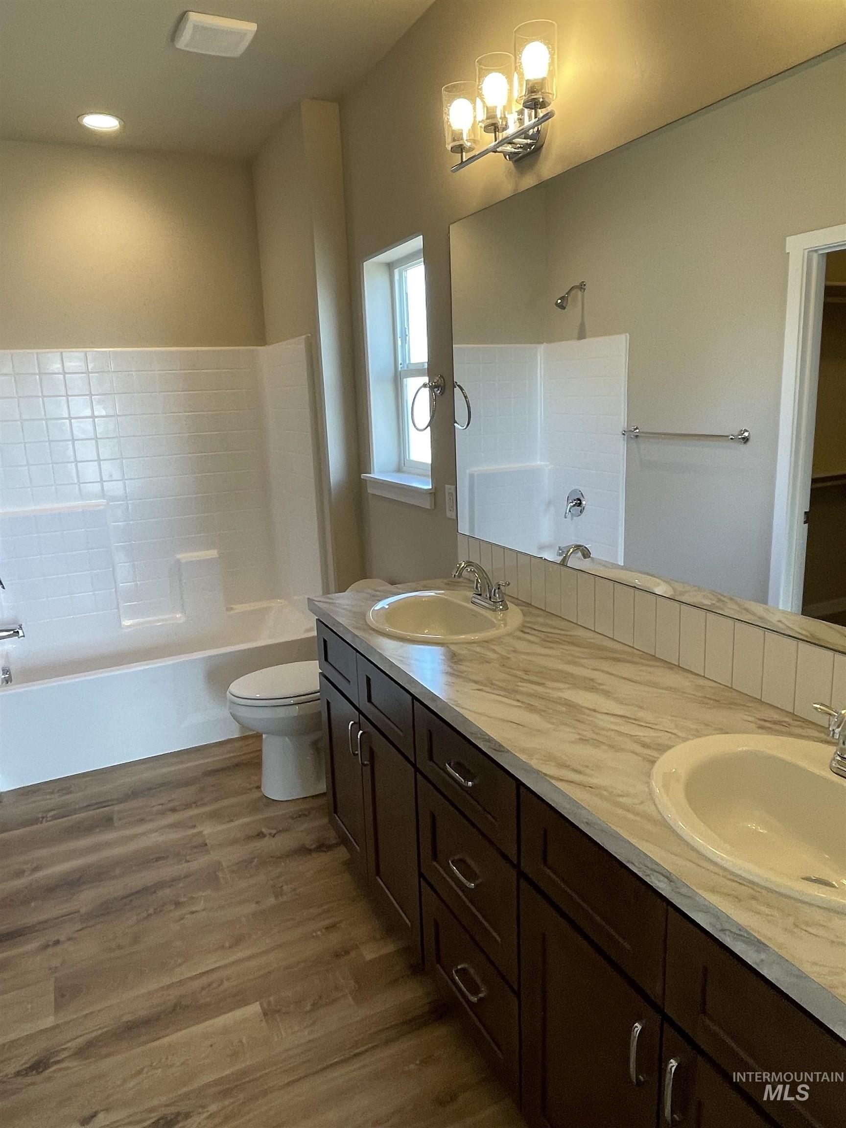 961 Quartz Rd, Kimberly, Idaho 83341, 4 Bedrooms, 2 Bathrooms, Residential For Sale, Price $416,900,MLS 98975444