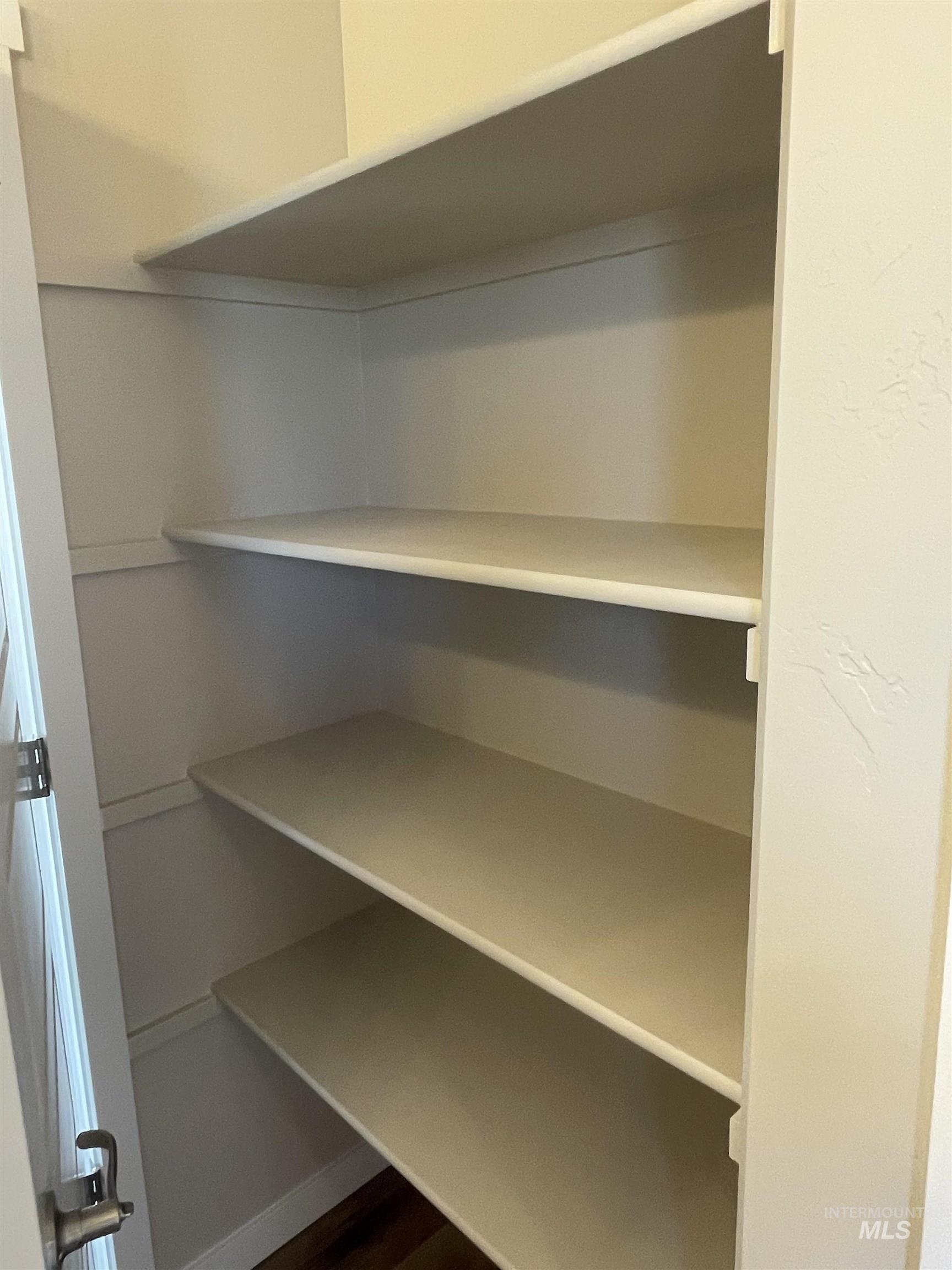 961 Quartz Rd, Kimberly, Idaho 83341, 4 Bedrooms, 2 Bathrooms, Residential For Sale, Price $416,900,MLS 98975444