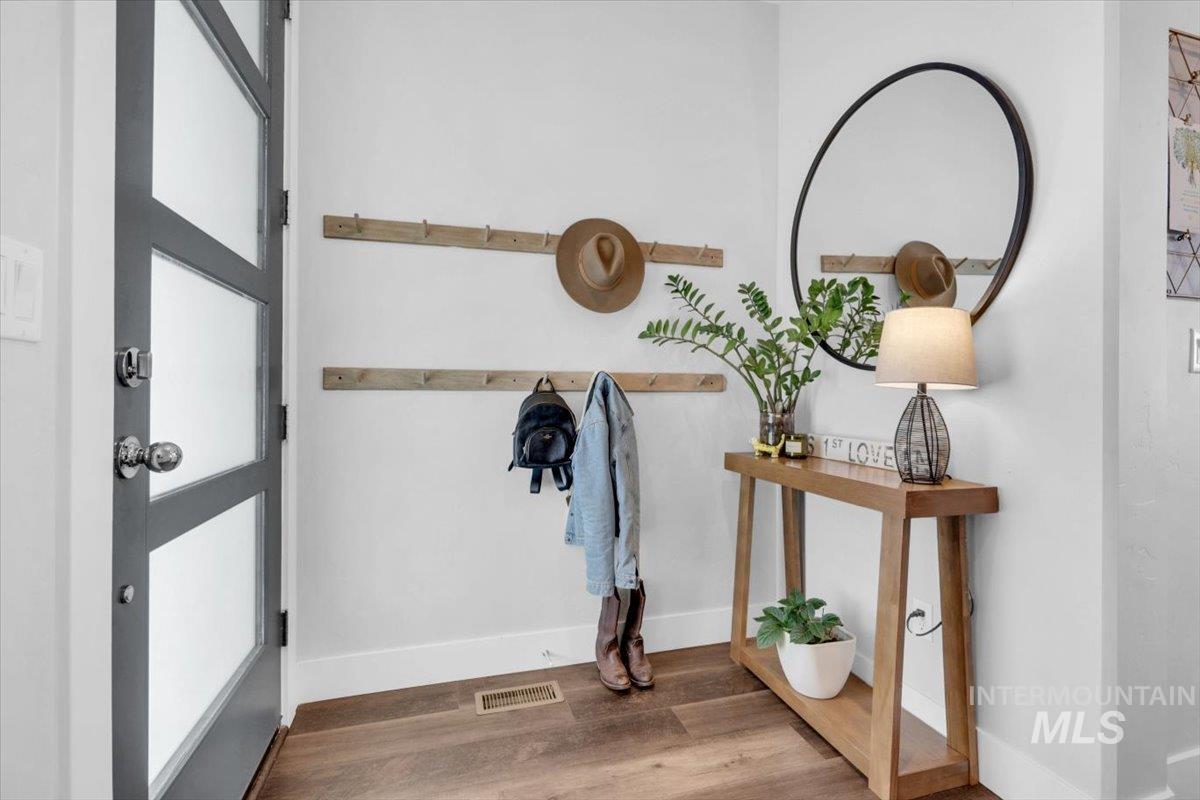 2959 S Shady Ln, Boise, Idaho 83716, 4 Bedrooms, 3 Bathrooms, Residential For Sale, Price $765,000,MLS 98975445