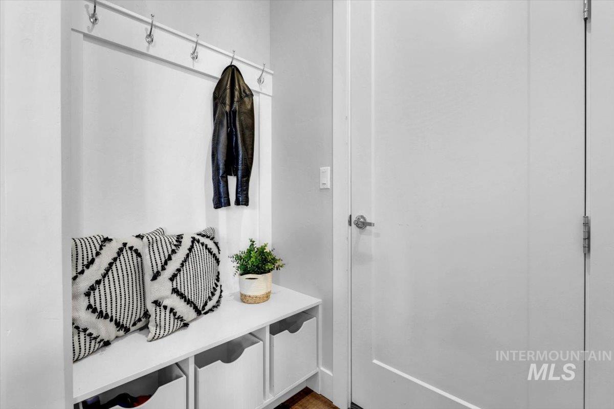 2959 S Shady Ln, Boise, Idaho 83716, 4 Bedrooms, 3 Bathrooms, Residential For Sale, Price $765,000,MLS 98975445