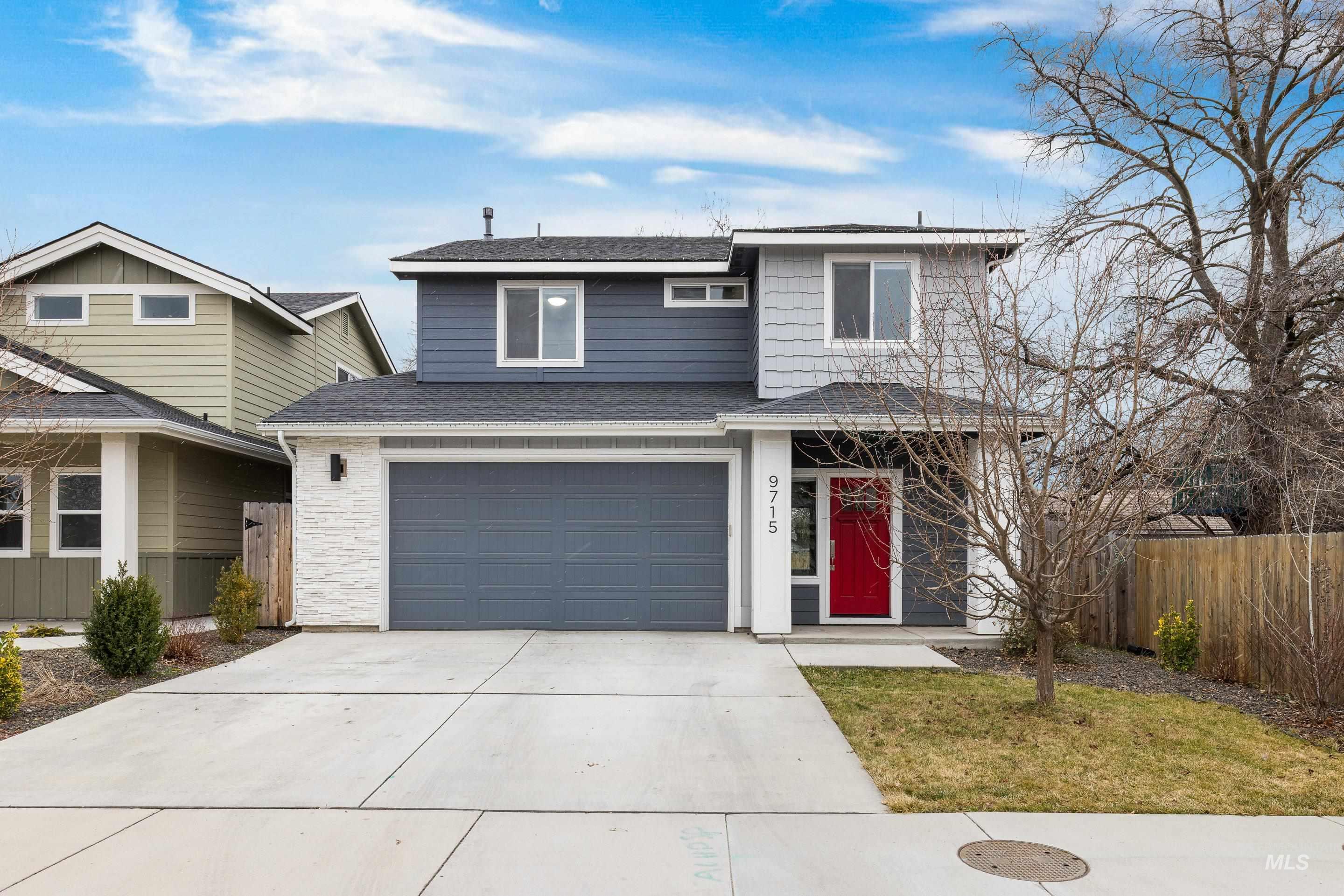 9715 W Macaw Street, Boise, Idaho 83705, 3 Bedrooms, 2.5 Bathrooms, Residential For Sale, Price $485,000,MLS 98975450