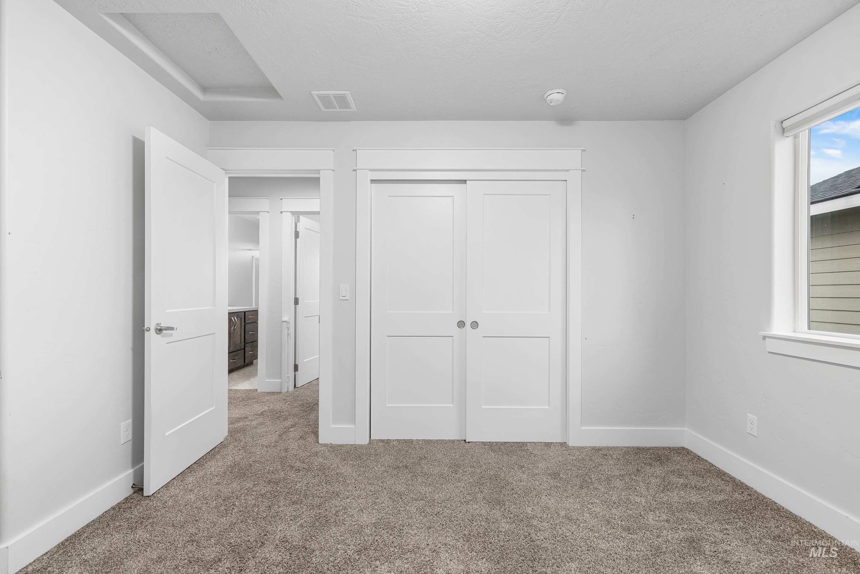 9715 W Macaw Street, Boise, Idaho 83705, 3 Bedrooms, 2.5 Bathrooms, Residential For Sale, Price $485,000,MLS 98975450