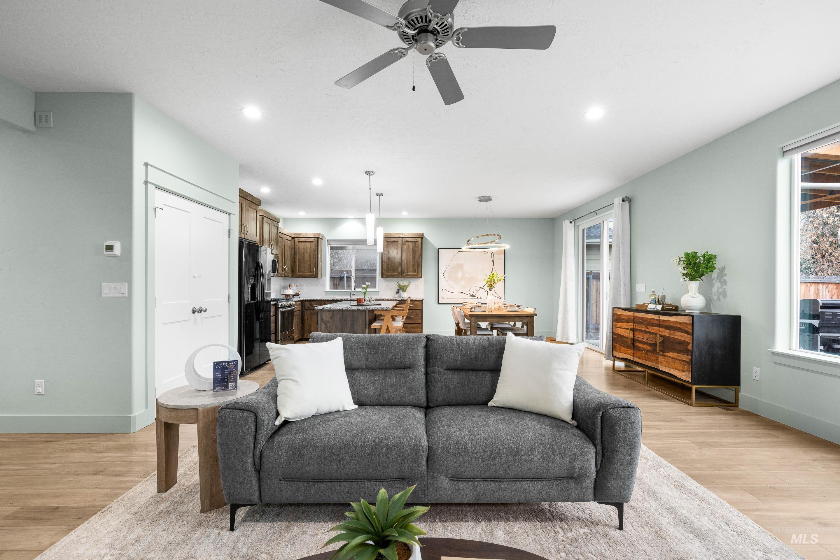 9715 W Macaw Street, Boise, Idaho 83705, 3 Bedrooms, 2.5 Bathrooms, Residential For Sale, Price $485,000,MLS 98975450