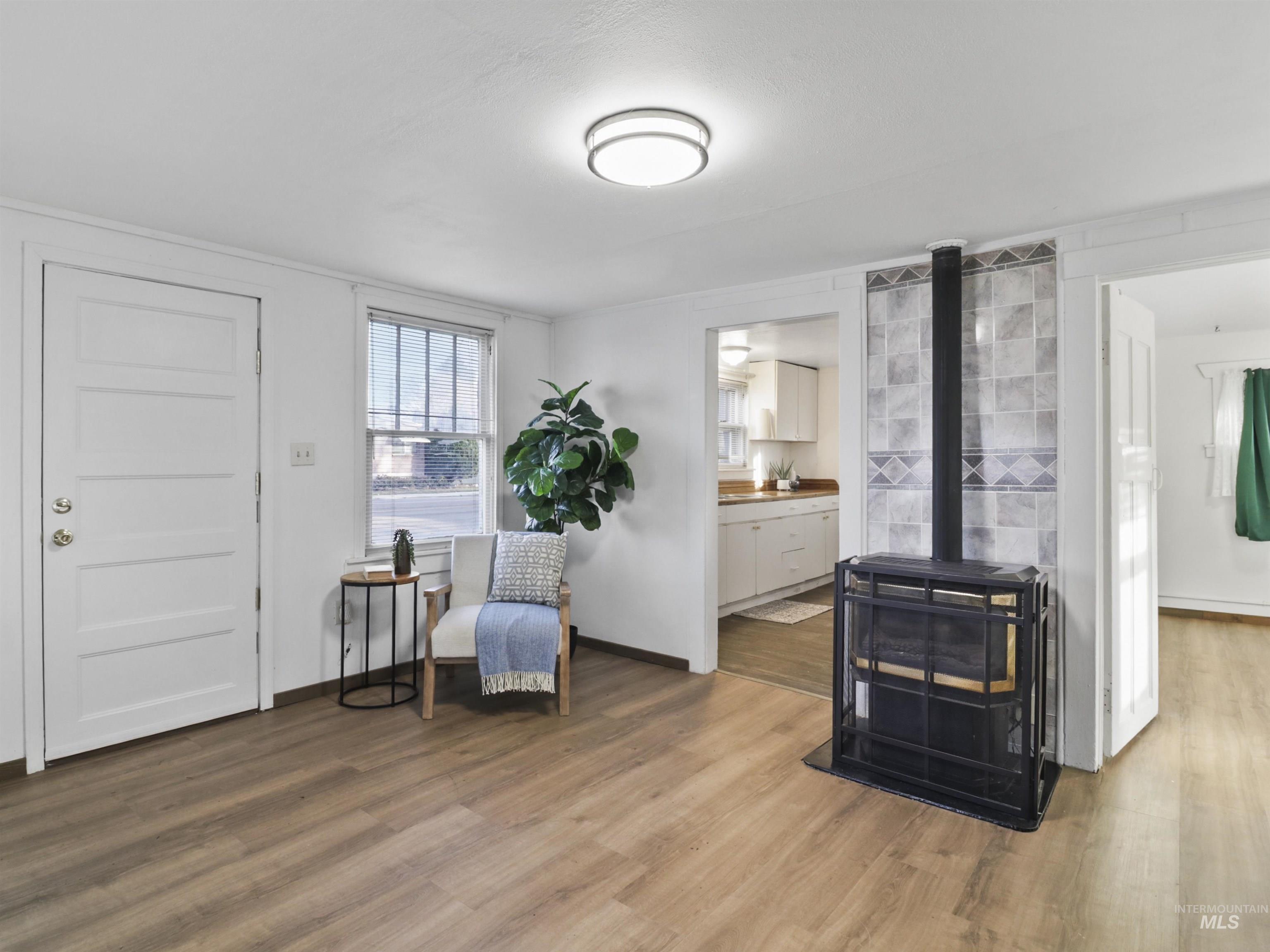 71 N Yale Street, Nampa, Idaho 83651, 2 Bedrooms, 1 Bathroom, Residential For Sale, Price $229,990,MLS 98975453