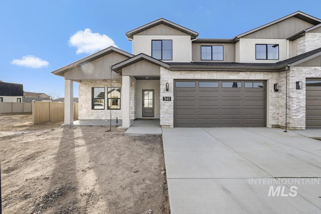 541 Canyon Falls Dr, Twin Falls, Idaho 83301, 4 Bedrooms, 3 Bathrooms, Residential For Sale, Price $585,000,MLS 98975454
