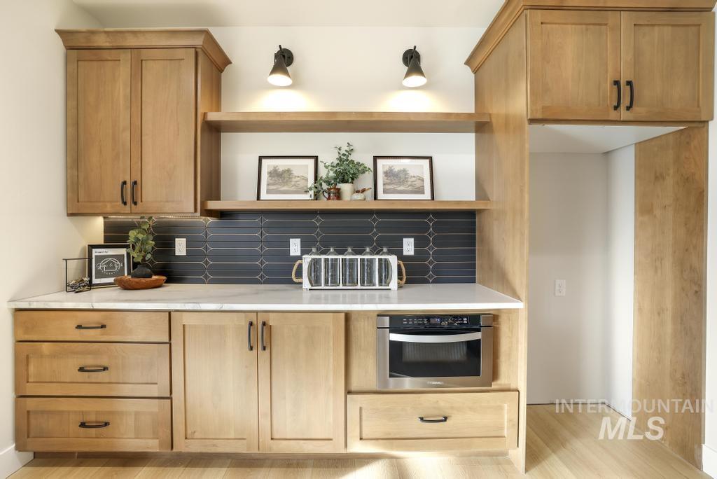 541 Canyon Falls Dr, Twin Falls, Idaho 83301, 4 Bedrooms, 3 Bathrooms, Residential For Sale, Price $585,000,MLS 98975454