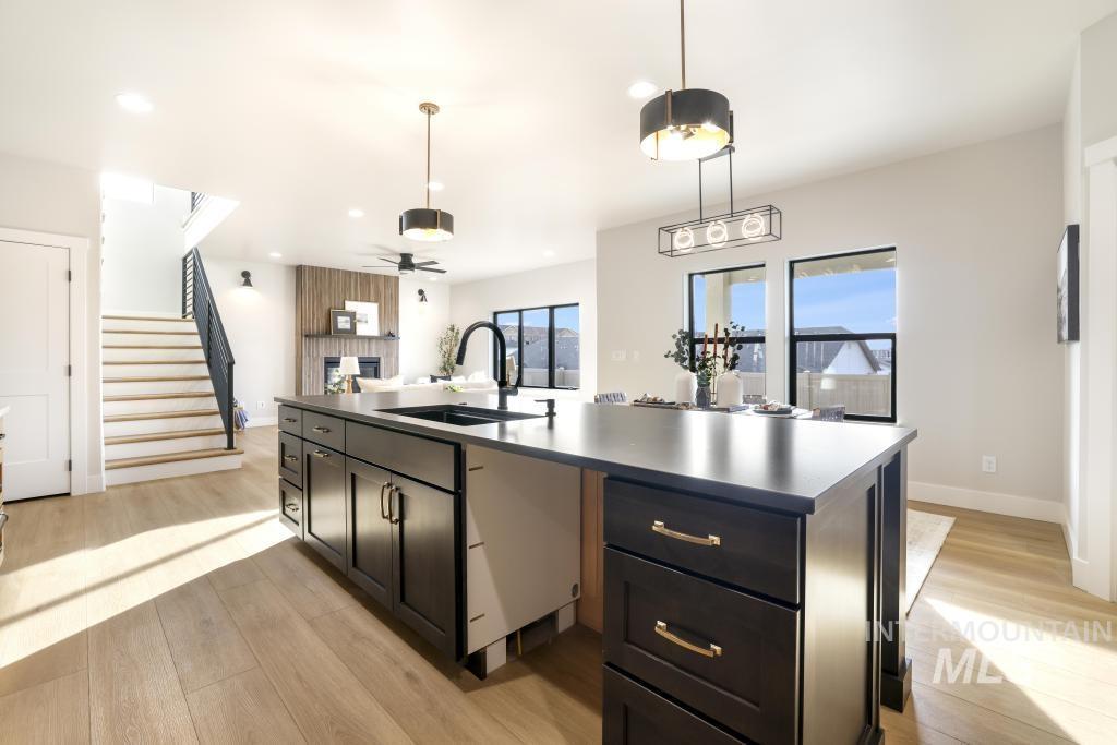 541 Canyon Falls Dr, Twin Falls, Idaho 83301, 4 Bedrooms, 3 Bathrooms, Residential For Sale, Price $585,000, 98975454