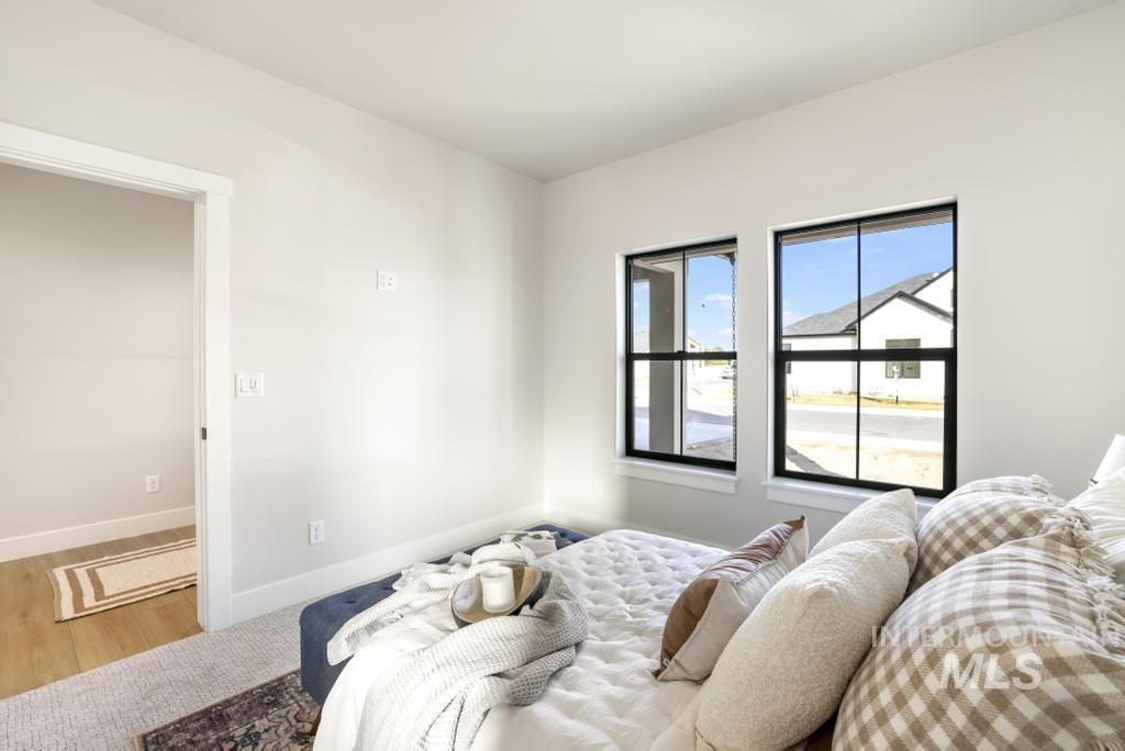 541 Canyon Falls Dr, Twin Falls, Idaho 83301, 4 Bedrooms, 3 Bathrooms, Residential For Sale, Price $585,000,MLS 98975454