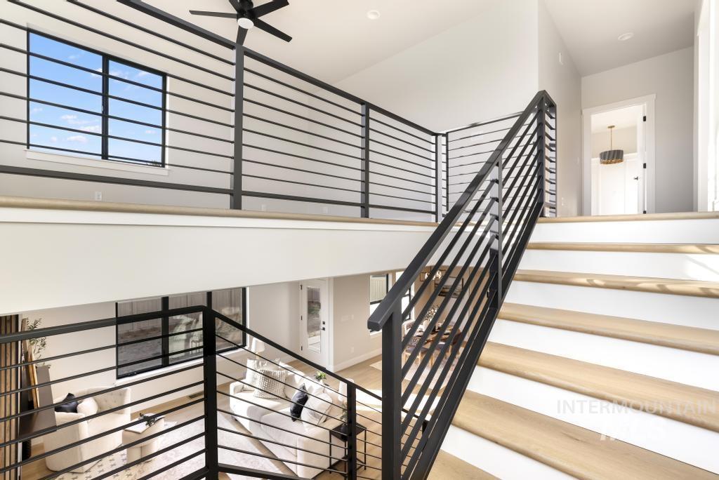 541 Canyon Falls Dr, Twin Falls, Idaho 83301, 4 Bedrooms, 3 Bathrooms, Residential For Sale, Price $585,000,MLS 98975454