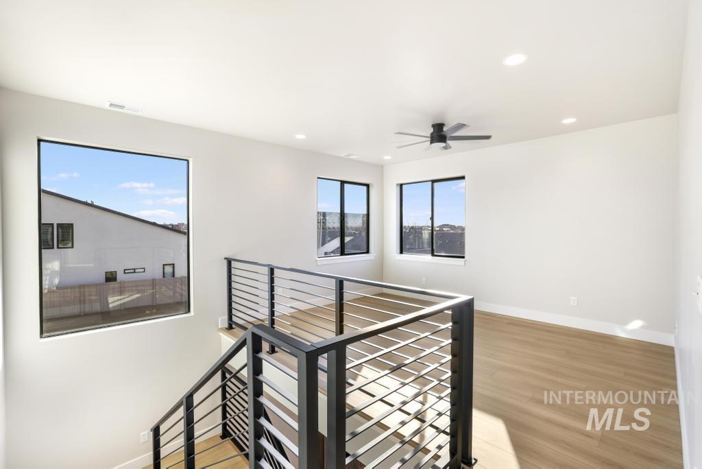 541 Canyon Falls Dr, Twin Falls, Idaho 83301, 4 Bedrooms, 3 Bathrooms, Residential For Sale, Price $585,000,MLS 98975454