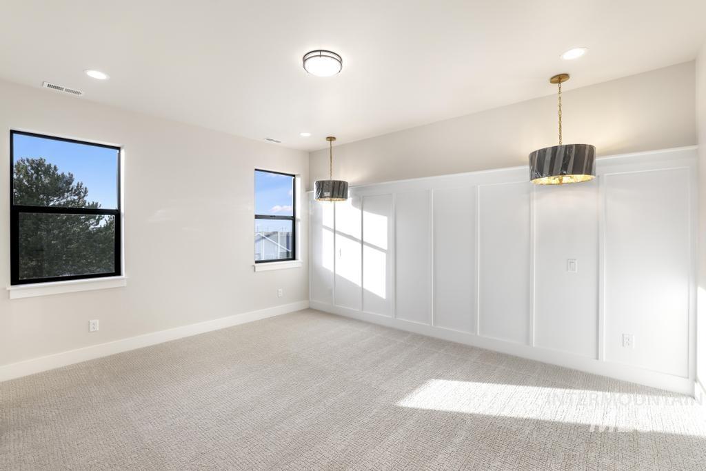 541 Canyon Falls Dr, Twin Falls, Idaho 83301, 4 Bedrooms, 3 Bathrooms, Residential For Sale, Price $585,000,MLS 98975454