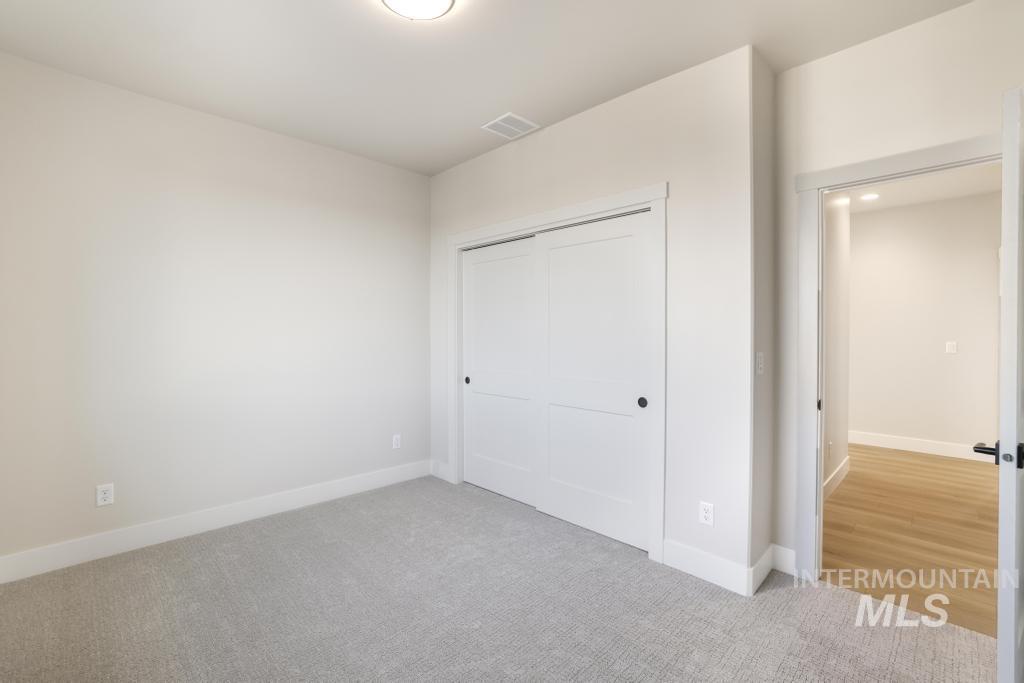 541 Canyon Falls Dr, Twin Falls, Idaho 83301, 4 Bedrooms, 3 Bathrooms, Residential For Sale, Price $585,000,MLS 98975454