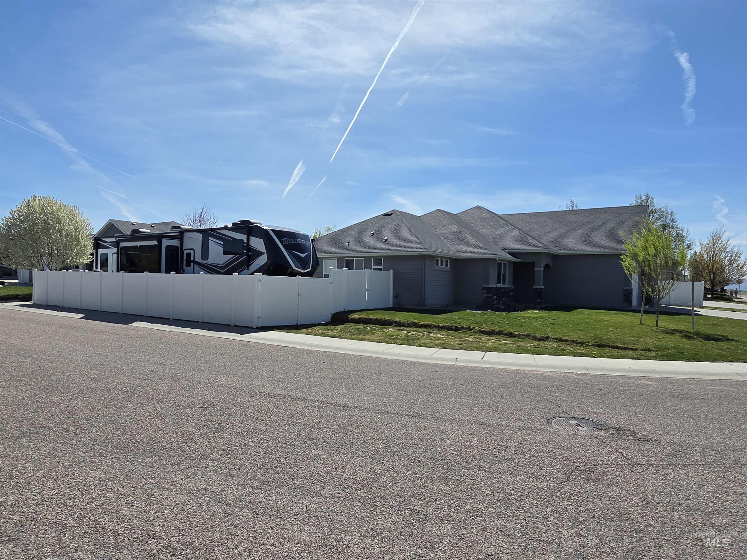 1151 Connor Court, Kimberly, Idaho 83341, 5 Bedrooms, 2 Bathrooms, Residential For Sale, Price $520,000,MLS 98975457