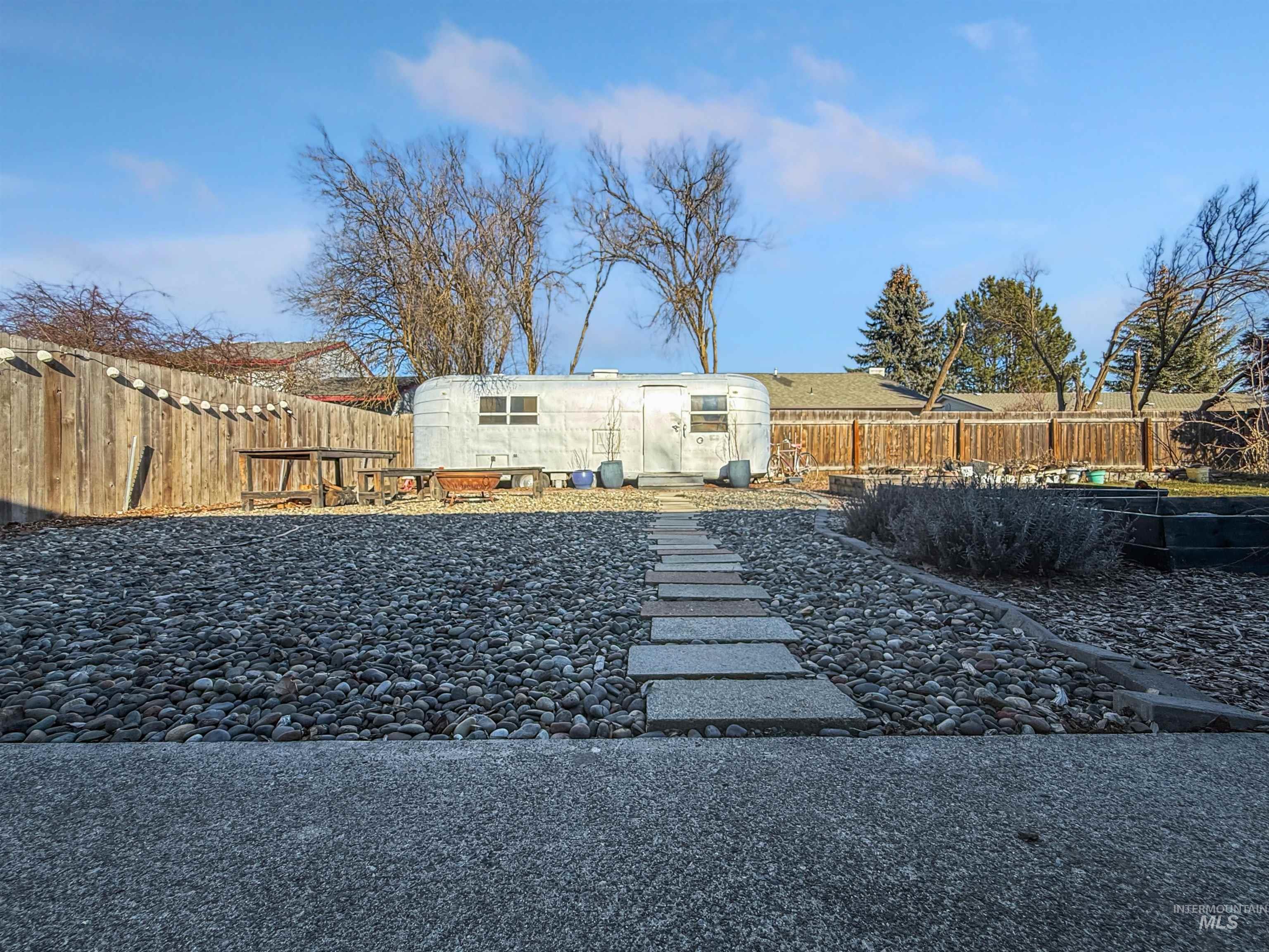 2116 Concord Avenue, Moscow, Idaho 83843, 3 Bedrooms, 1.5 Bathrooms, Residential For Sale, Price $425,000,MLS 98975458