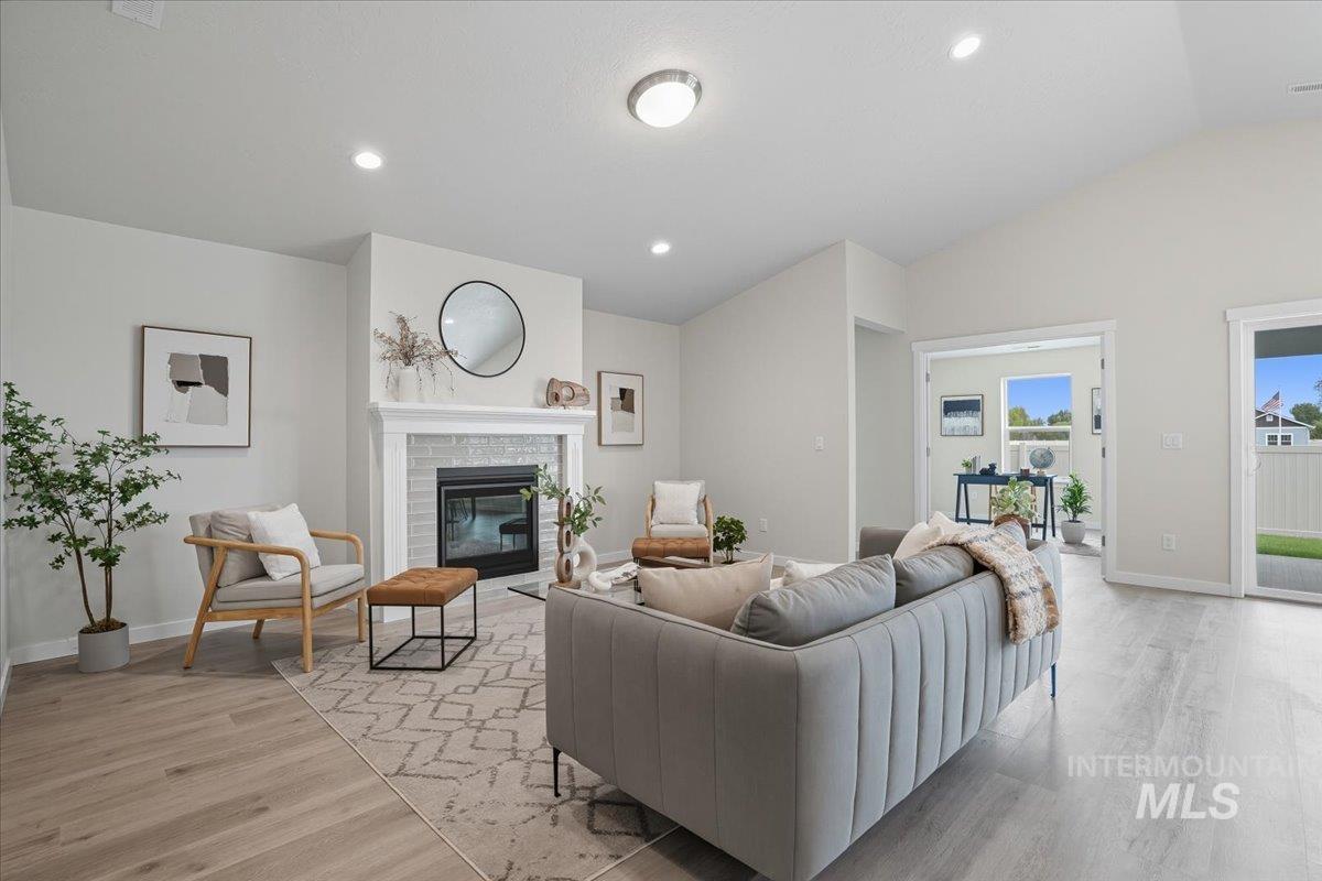 4313 Solitude Way, Caldwell, Idaho 83605, 3 Bedrooms, 2 Bathrooms, Residential For Sale, Price $429,990, 98975463