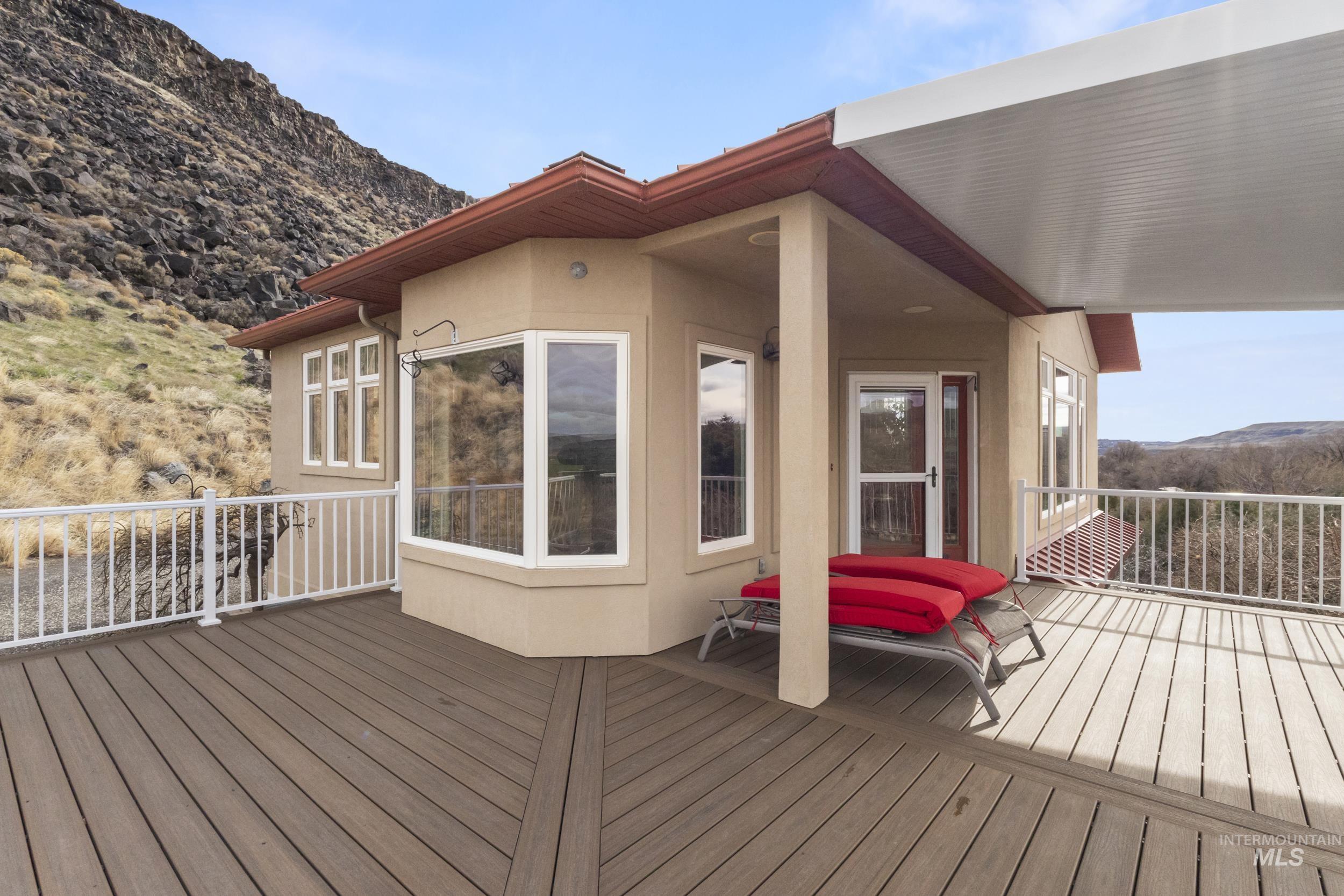 382 River Road, Bliss, Idaho 83314, 3 Bedrooms, 2.5 Bathrooms, Residential For Sale, Price $699,000, 98975464