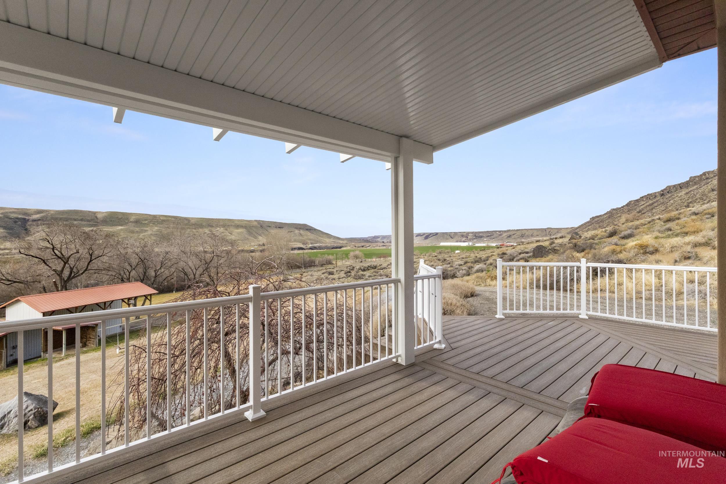 382 River Road, Bliss, Idaho 83314, 3 Bedrooms, 2.5 Bathrooms, Residential For Sale, Price $699,000, 98975464