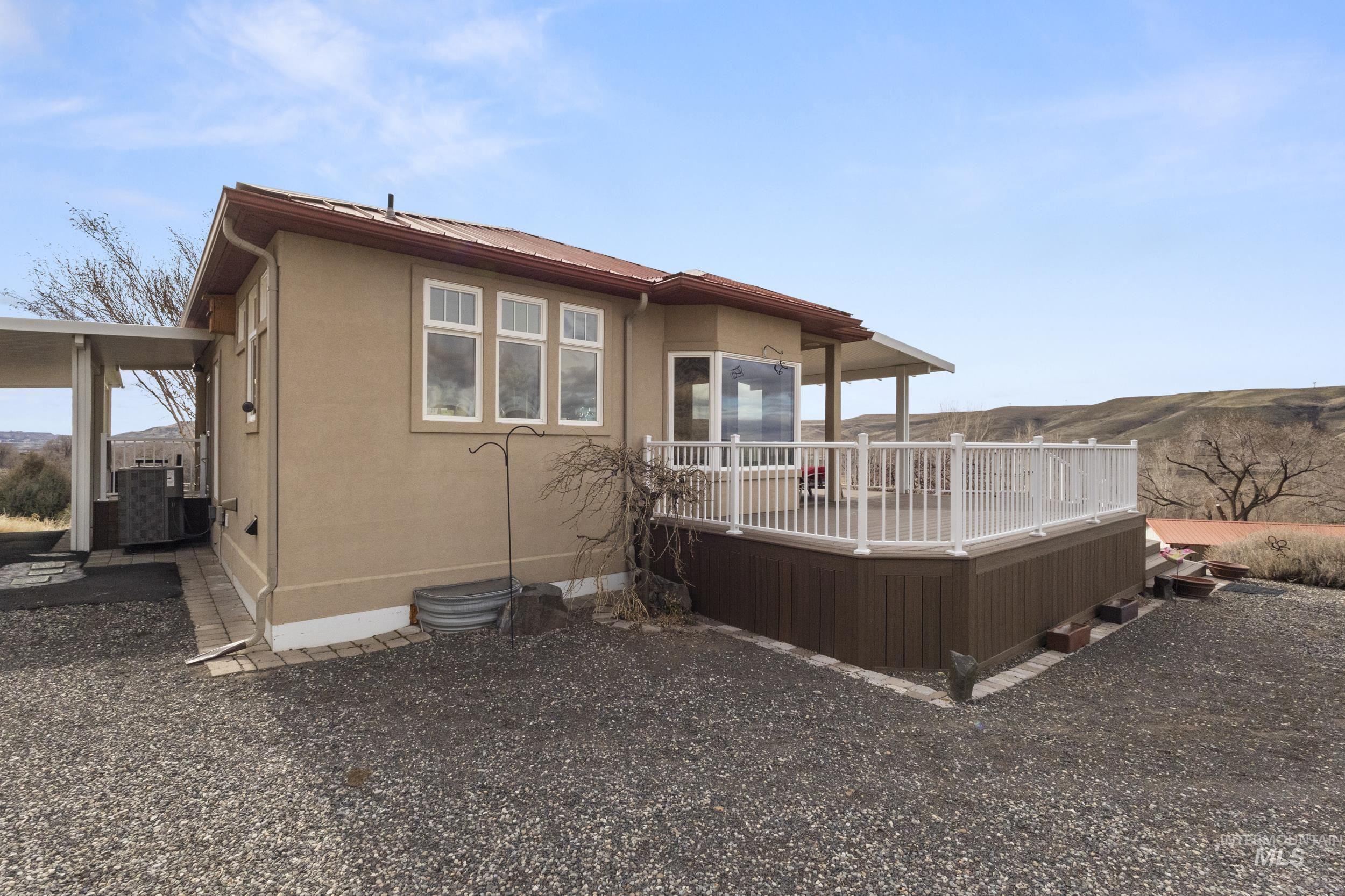 382 River Road, Bliss, Idaho 83314, 3 Bedrooms, 2.5 Bathrooms, Residential For Sale, Price $699,000, 98975464