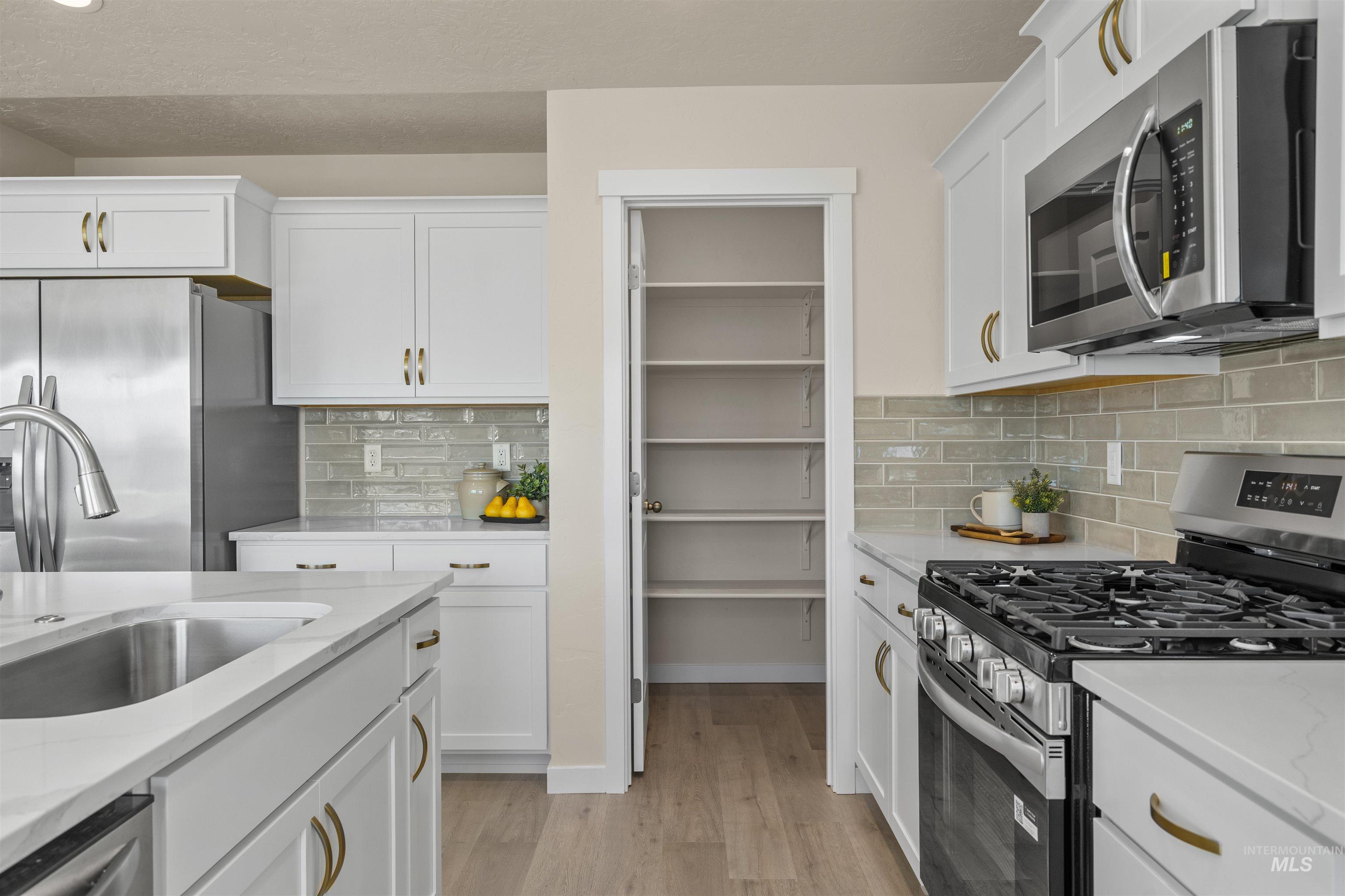 4305 Solitude Way, Caldwell, Idaho 83605, 3 Bedrooms, 2 Bathrooms, Residential For Sale, Price $419,990,MLS 98975465