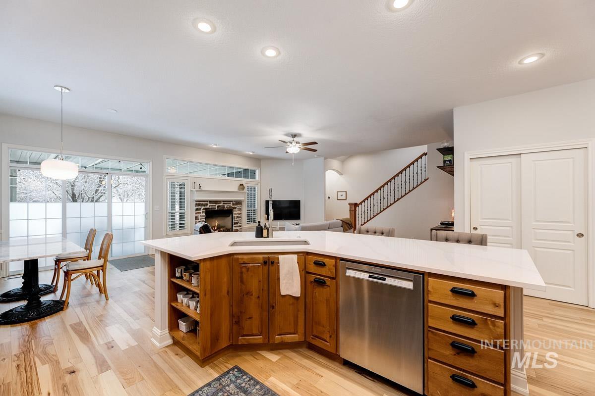 1262 N Forestdale Place, Eagle, Idaho 83616, 4 Bedrooms, 3 Bathrooms, Residential For Sale, Price $649,900, 98975472