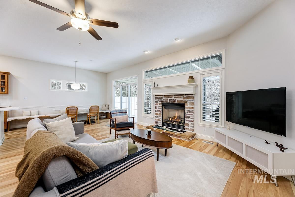 1262 N Forestdale Place, Eagle, Idaho 83616, 4 Bedrooms, 3 Bathrooms, Residential For Sale, Price $649,900, 98975472