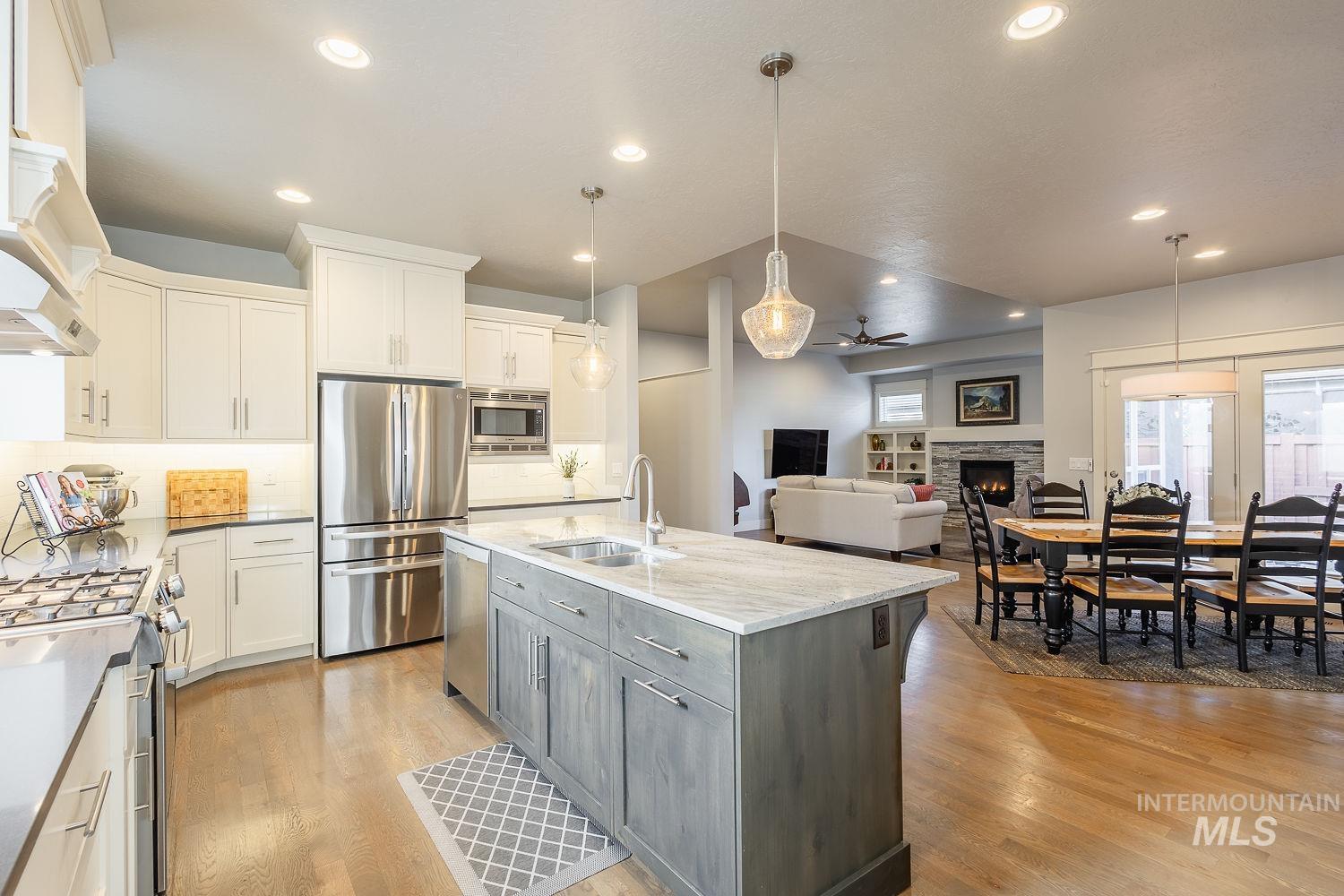 9736 W Wildbranch Drive, Star, Idaho 83669, 3 Bedrooms, 2 Bathrooms, Residential For Sale, Price $550,000, 98975476