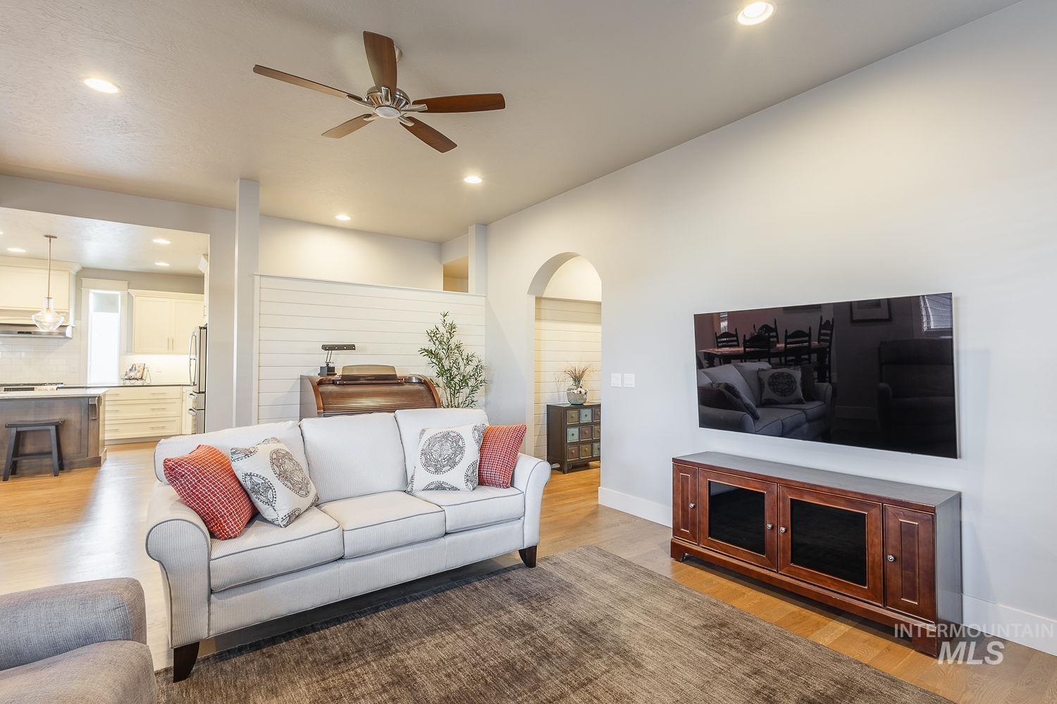 9736 W Wildbranch Drive, Star, Idaho 83669, 3 Bedrooms, 2 Bathrooms, Residential For Sale, Price $550,000, 98975476