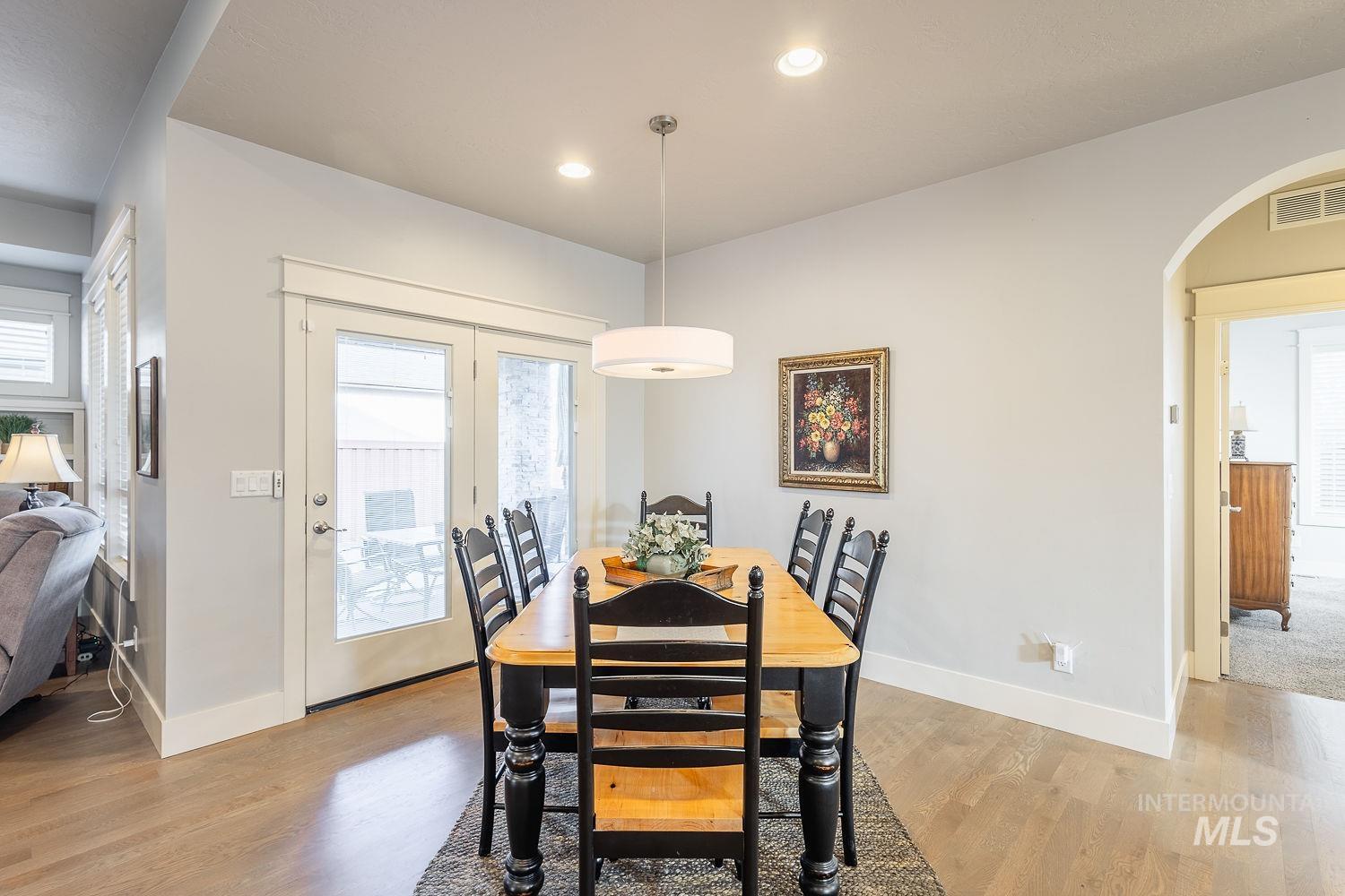 9736 W Wildbranch Drive, Star, Idaho 83669, 3 Bedrooms, 2 Bathrooms, Residential For Sale, Price $550,000, 98975476