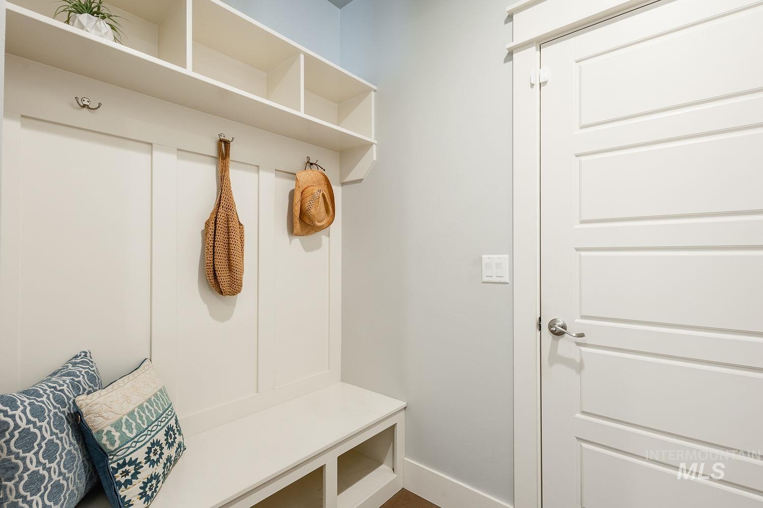 9736 W Wildbranch Drive, Star, Idaho 83669, 3 Bedrooms, 2 Bathrooms, Residential For Sale, Price $550,000, 98975476