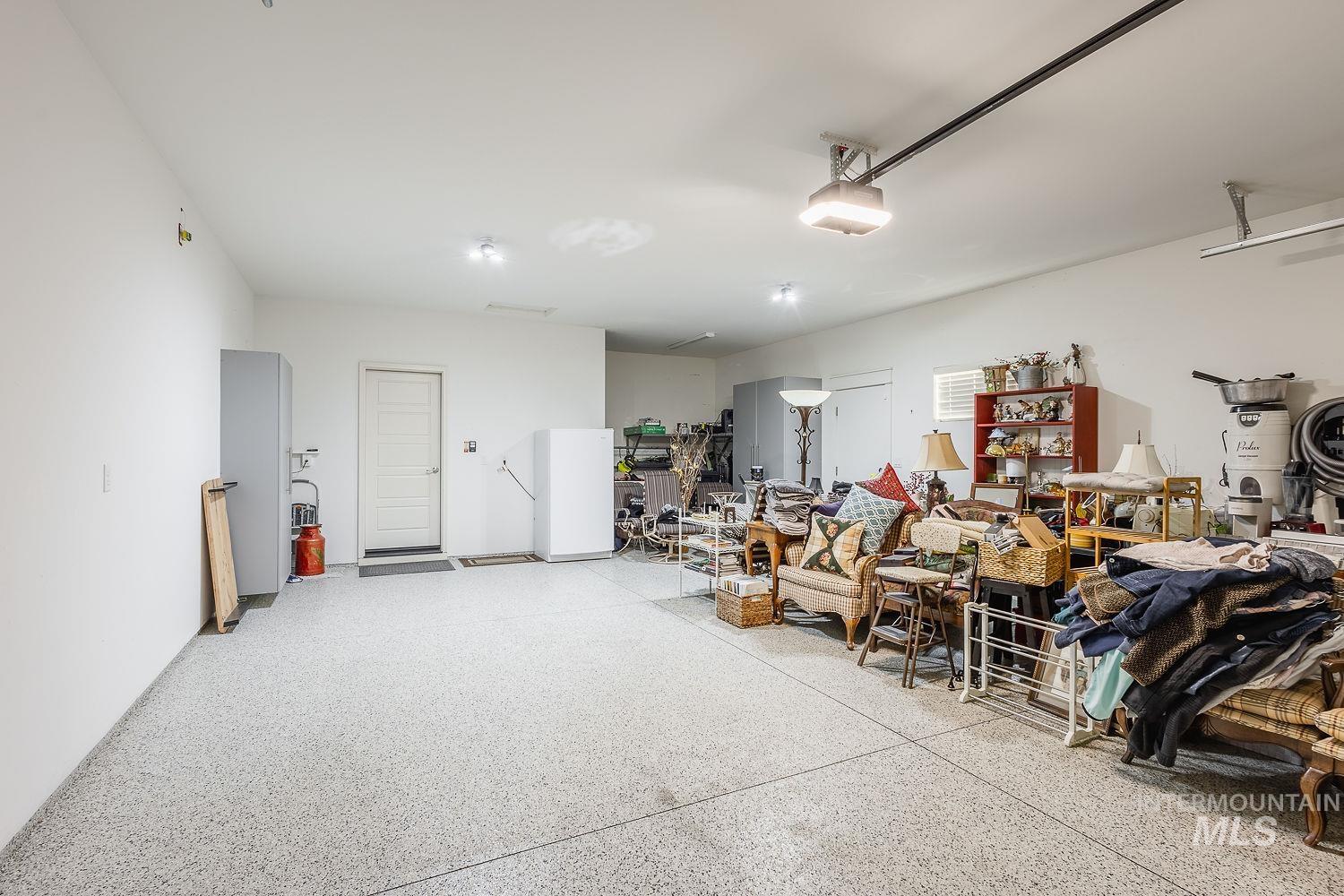 9736 W Wildbranch Drive, Star, Idaho 83669, 3 Bedrooms, 2 Bathrooms, Residential For Sale, Price $550,000, 98975476