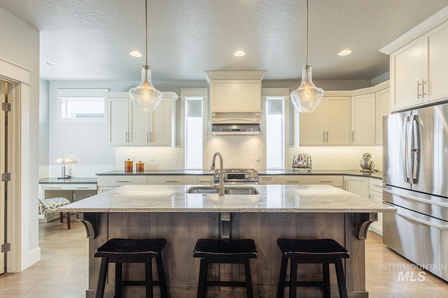 9736 W Wildbranch Drive, Star, Idaho 83669, 3 Bedrooms, 2 Bathrooms, Residential For Sale, Price $550,000, 98975476