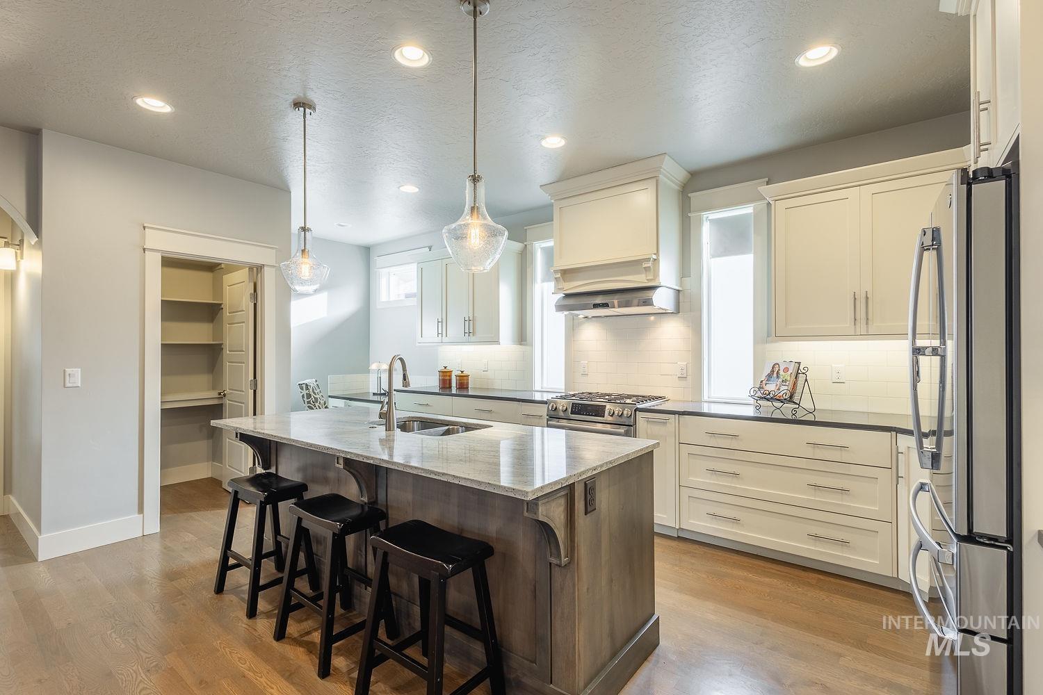 9736 W Wildbranch Drive, Star, Idaho 83669, 3 Bedrooms, 2 Bathrooms, Residential For Sale, Price $550,000, 98975476