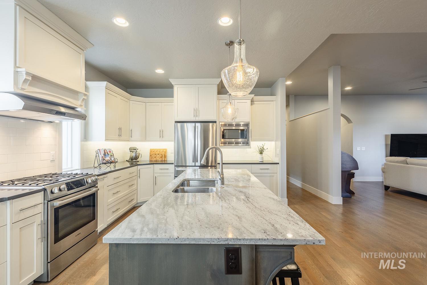 9736 W Wildbranch Drive, Star, Idaho 83669, 3 Bedrooms, 2 Bathrooms, Residential For Sale, Price $550,000, 98975476